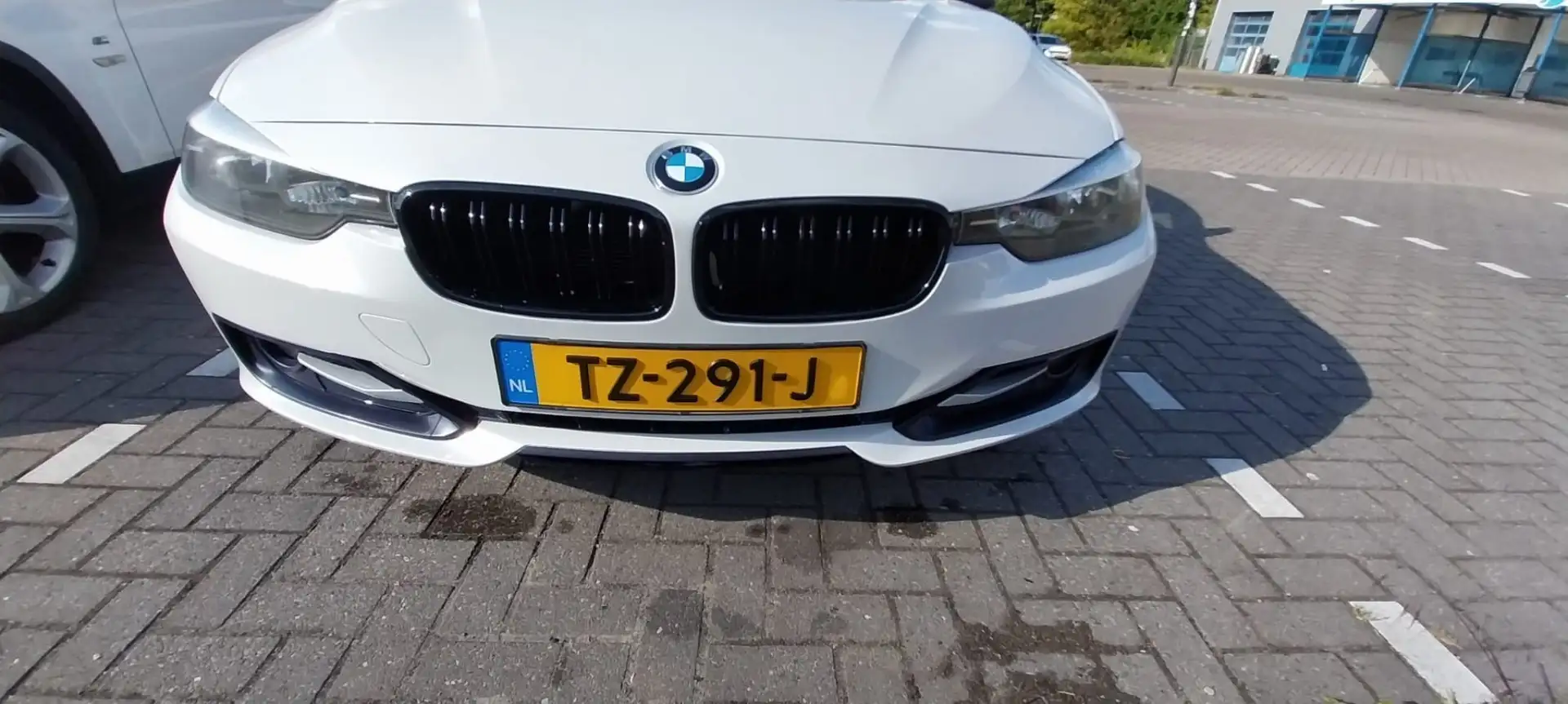 BMW 318 318d 2.0 Touring Aut. - 1