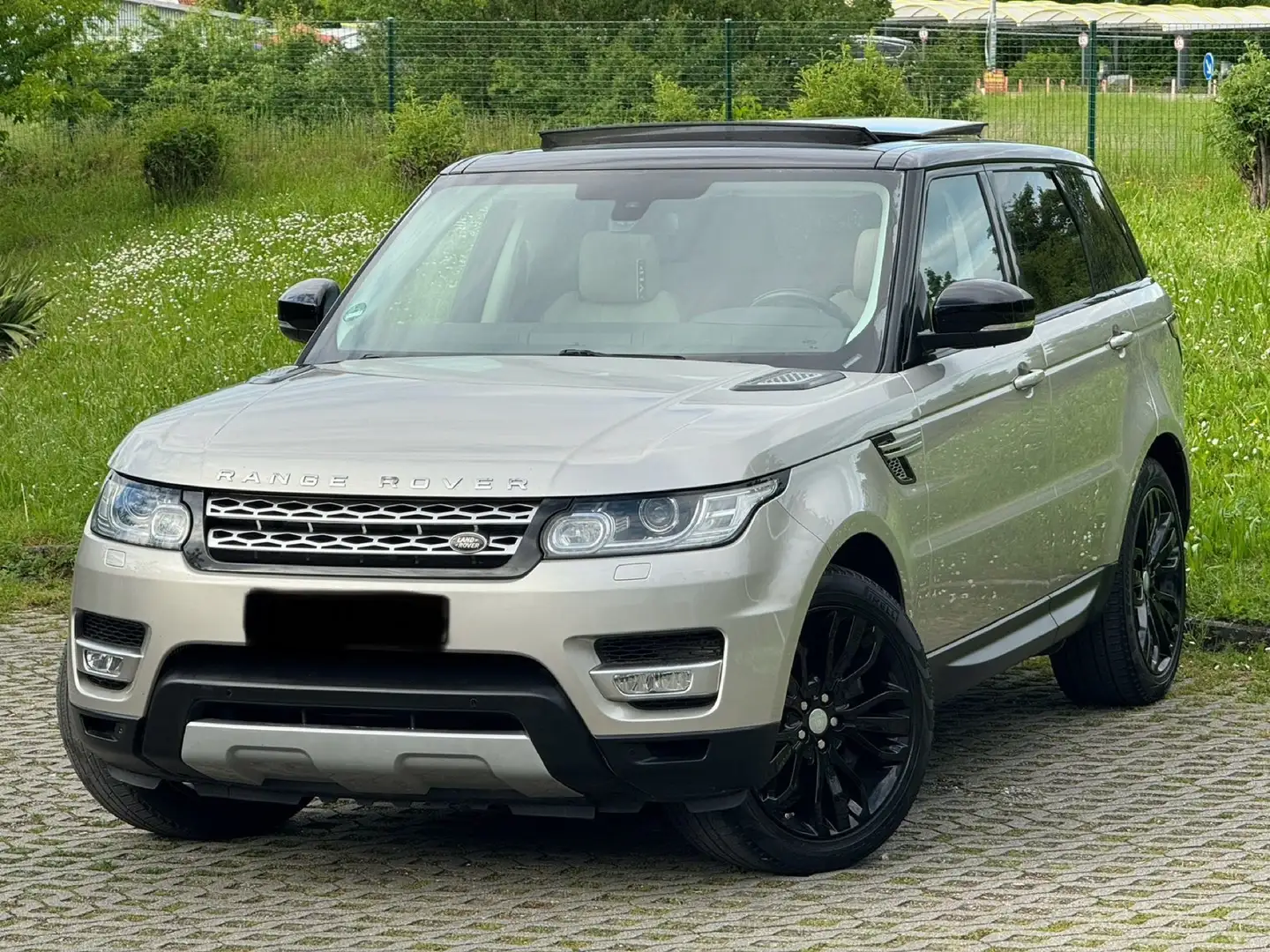 Land Rover Range Rover Sport SDV6 Autobiography Dynamic guter Zustand Bronze - 2