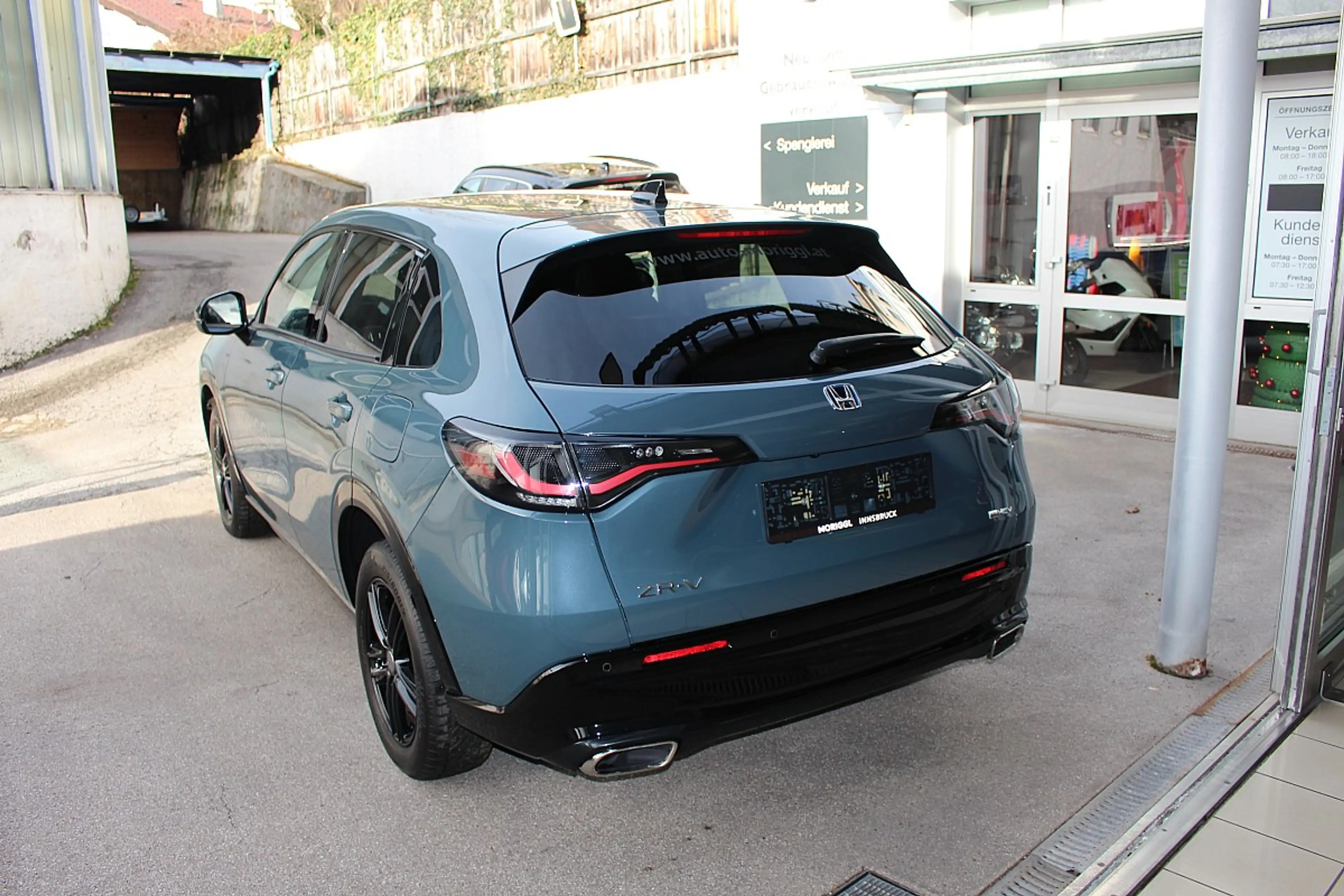 Honda ZR-V 2,0 i-MMD Hybrid Sport Aut. — photo 8