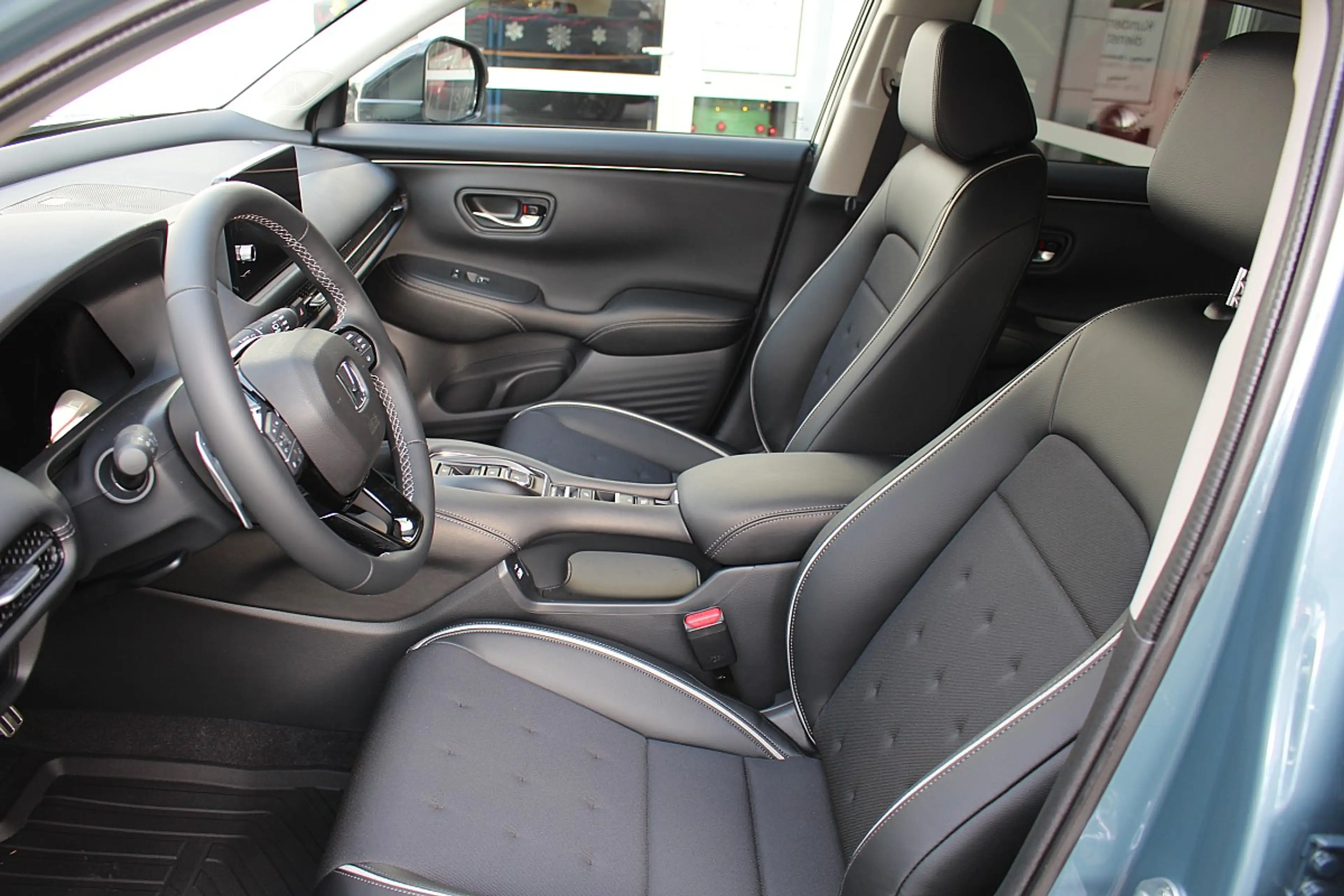 Honda ZR-V 2,0 i-MMD Hybrid Sport Aut. — photo 10