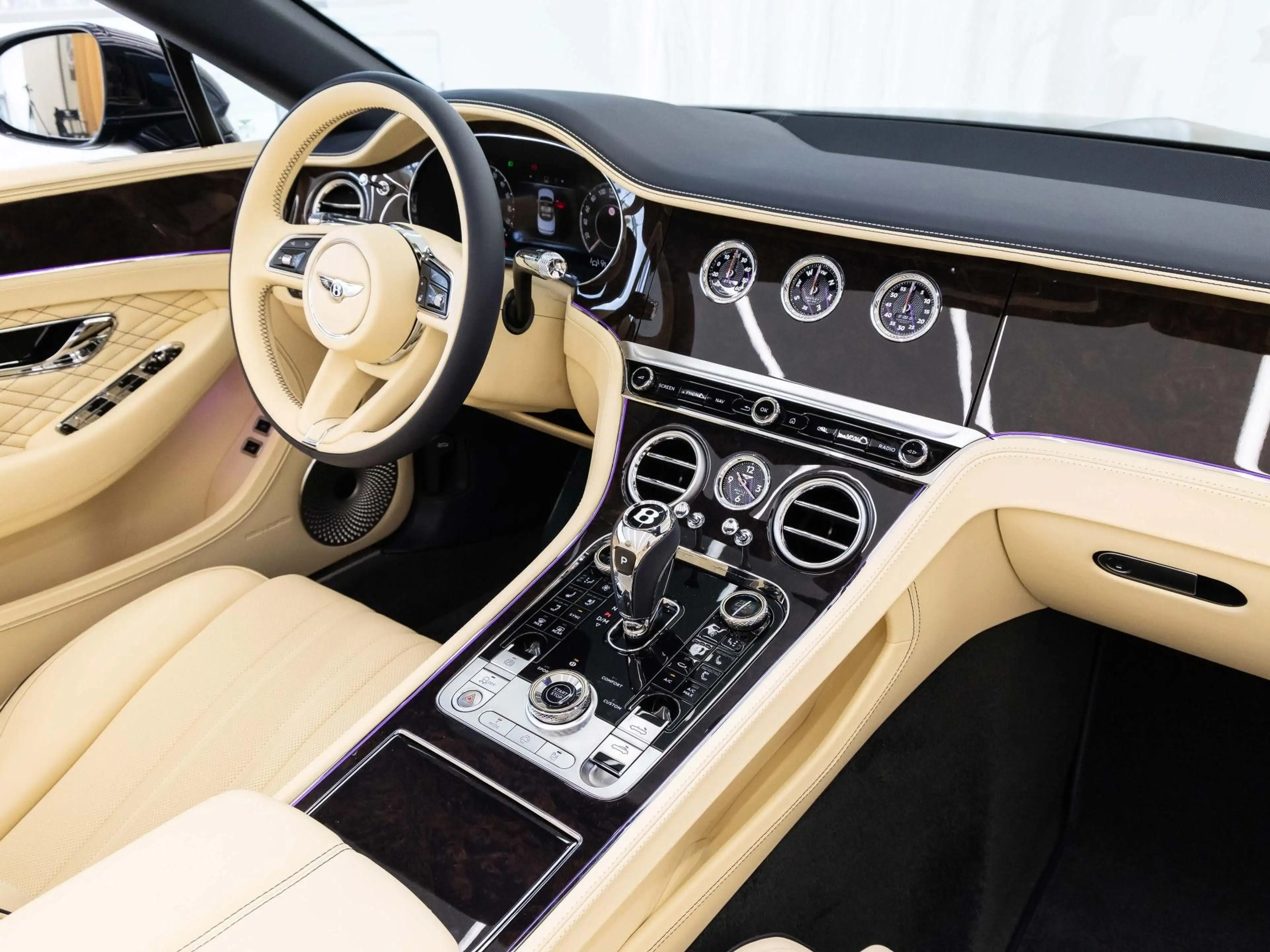 Bentley Continental GTC (MY26) von BENTLEY FRANKFURT — photo 7