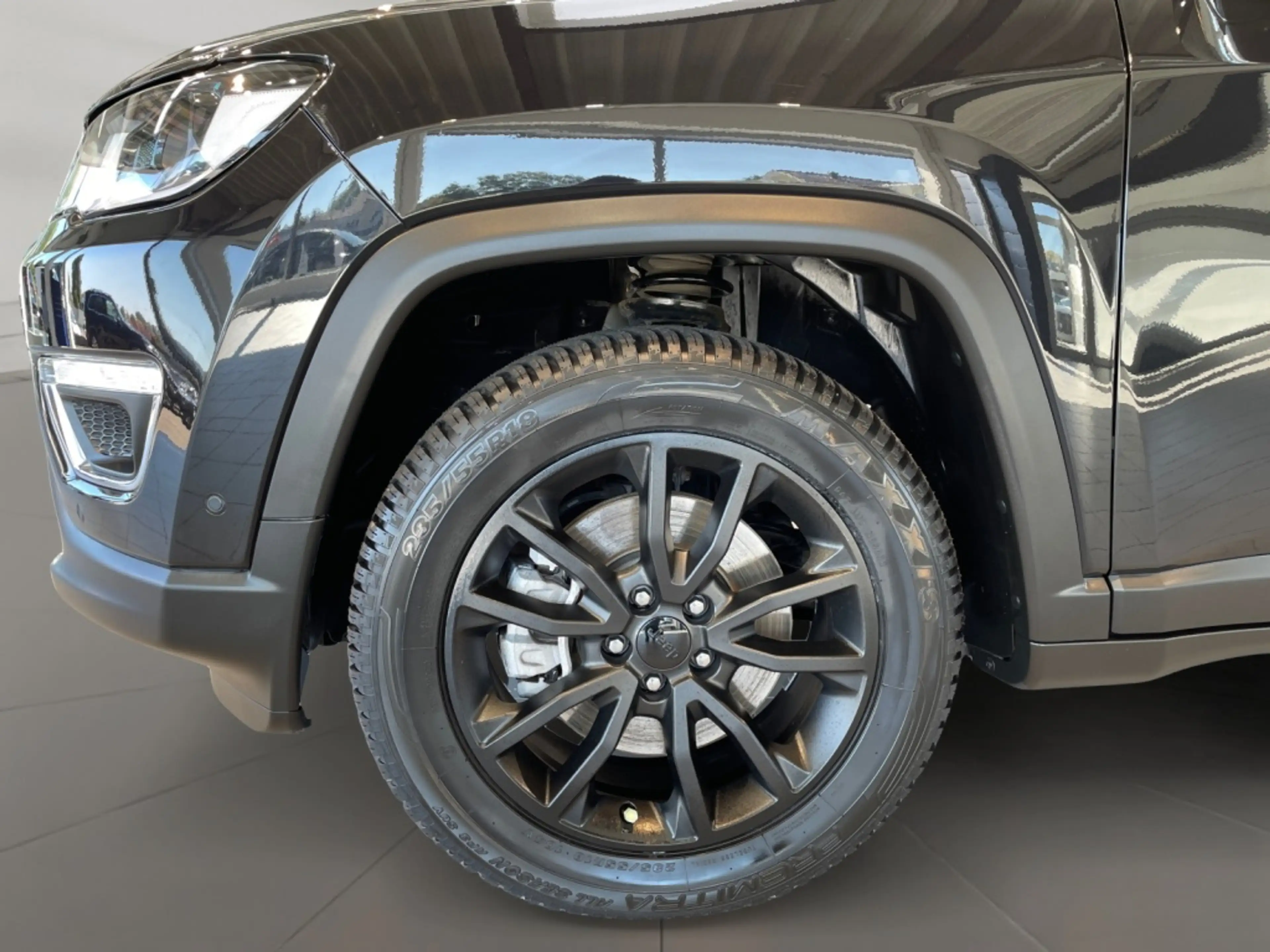 Jeep Compass 1.3 Plug-In Hybrid Limited  Carbon+Cam — photo 8