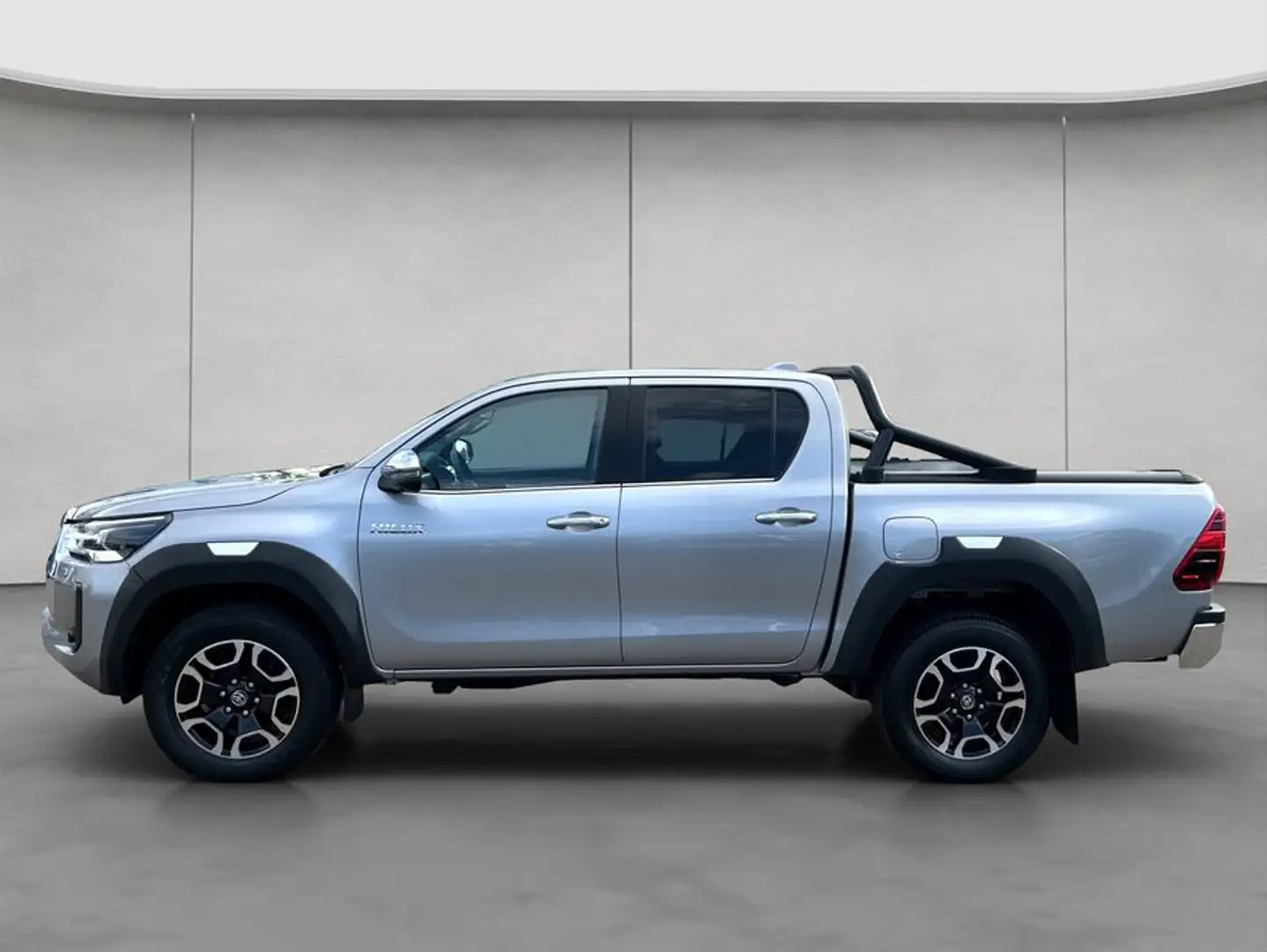 Toyota Hilux HiLux 2.8 D4-D 4x4 Double Cab Executive Silber - 2
