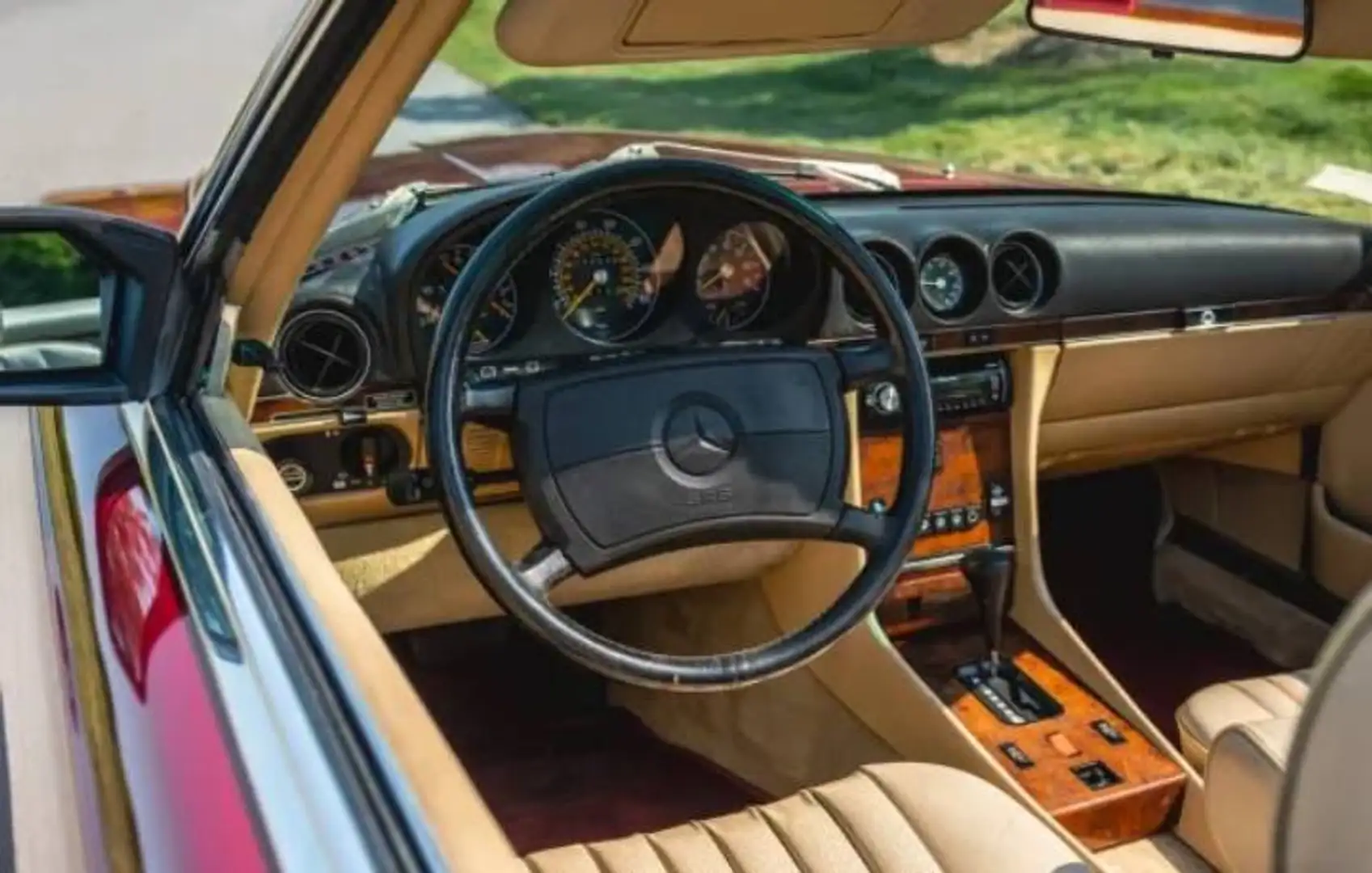 Mercedes-Benz 450 Braun - 2