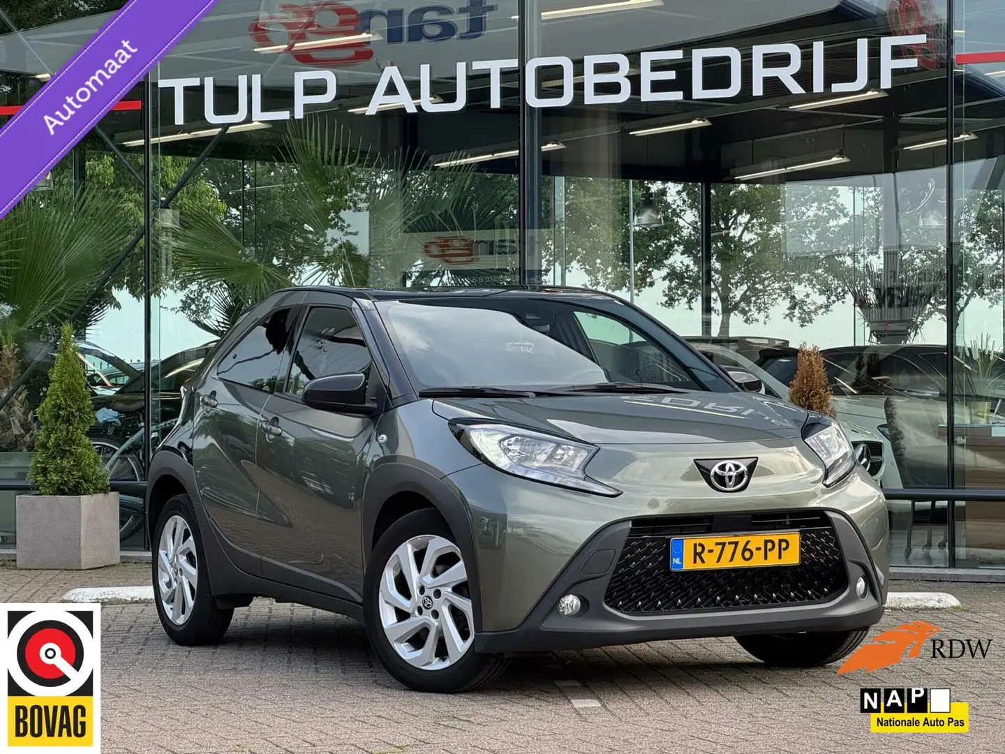 Toyota Aygo X 1.0 VVT-i S-CVT first Automaat 2022 Nw Staat Groen - 1