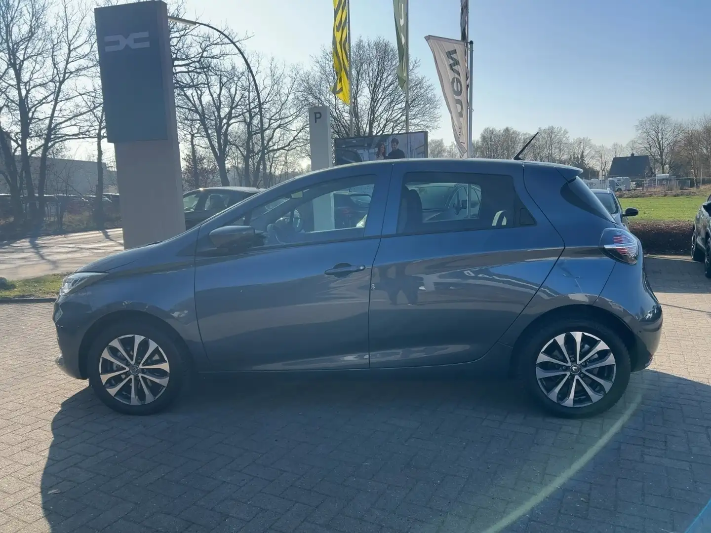 Renault ZOE Intens R 135 Z.E. 50  *Navi,Klima,GJR* Grau - 2