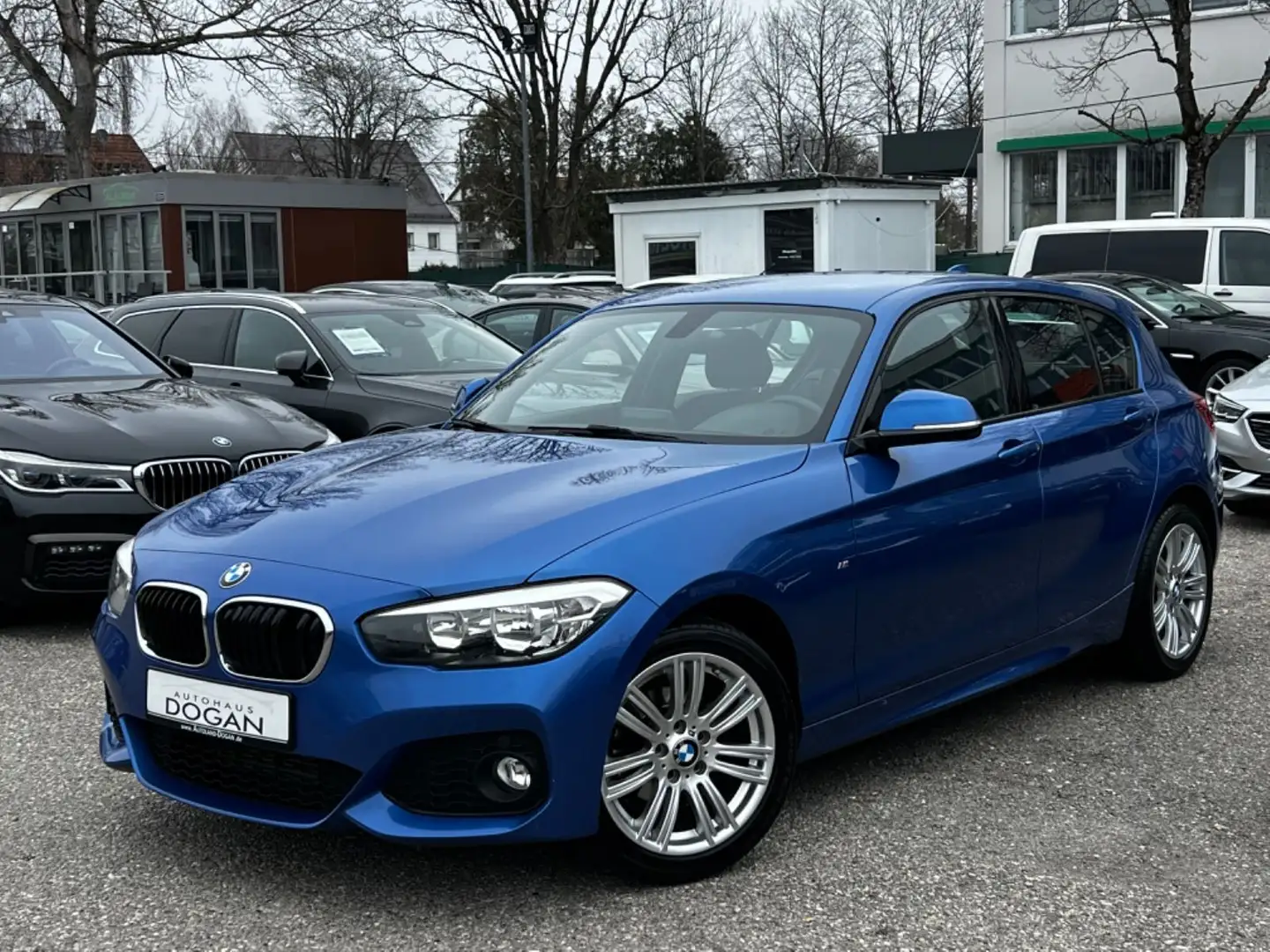 BMW 118 i M Sport Lim. 5-trg. *8-fach bereift Blau - 1