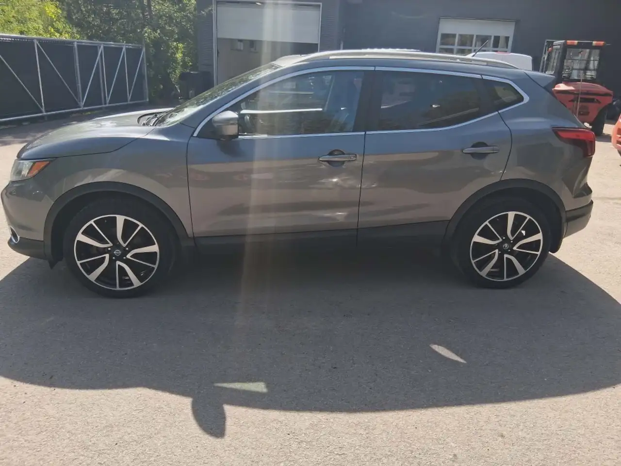 Nissan Qashqai снимка Nissan Qashqai