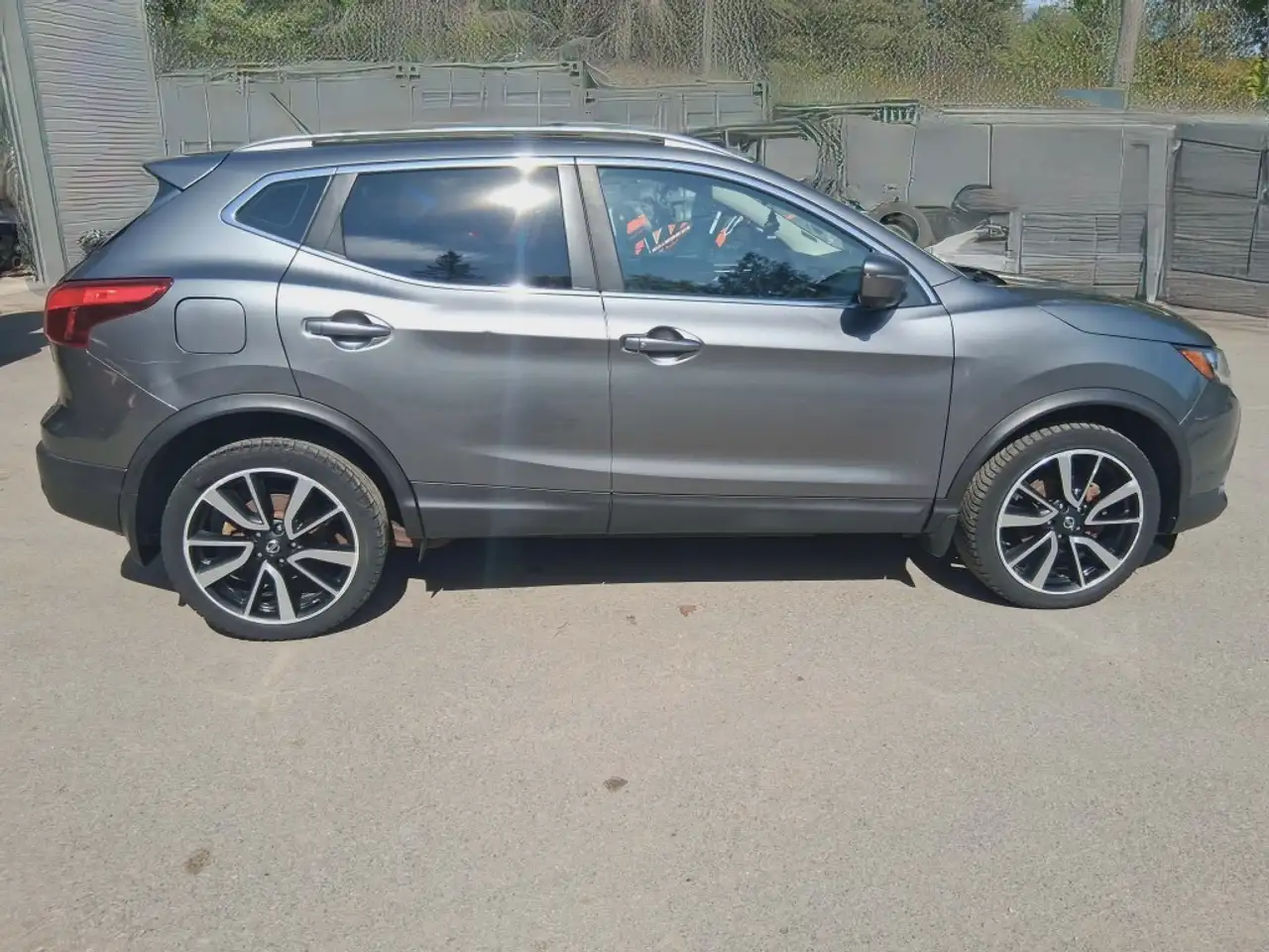 Nissan Qashqai снимка Nissan Qashqai