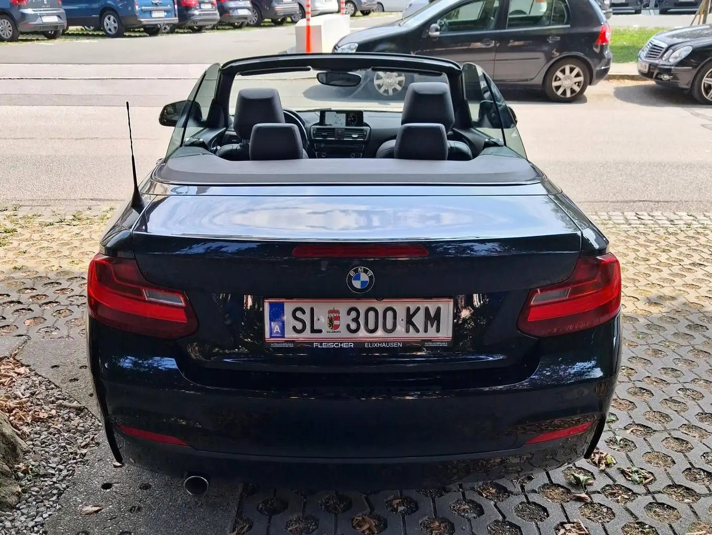 BMW 218 218d Cabrio Sport Line Aut. Sport Line Schwarz - 2