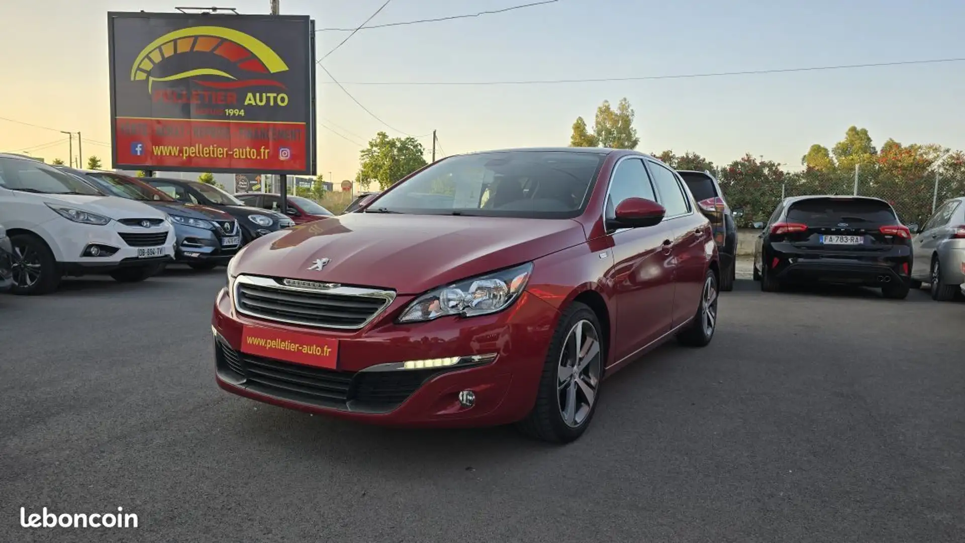 Peugeot 308 1.2 PureTech 130ch SetS BVM6 Rouge - 1