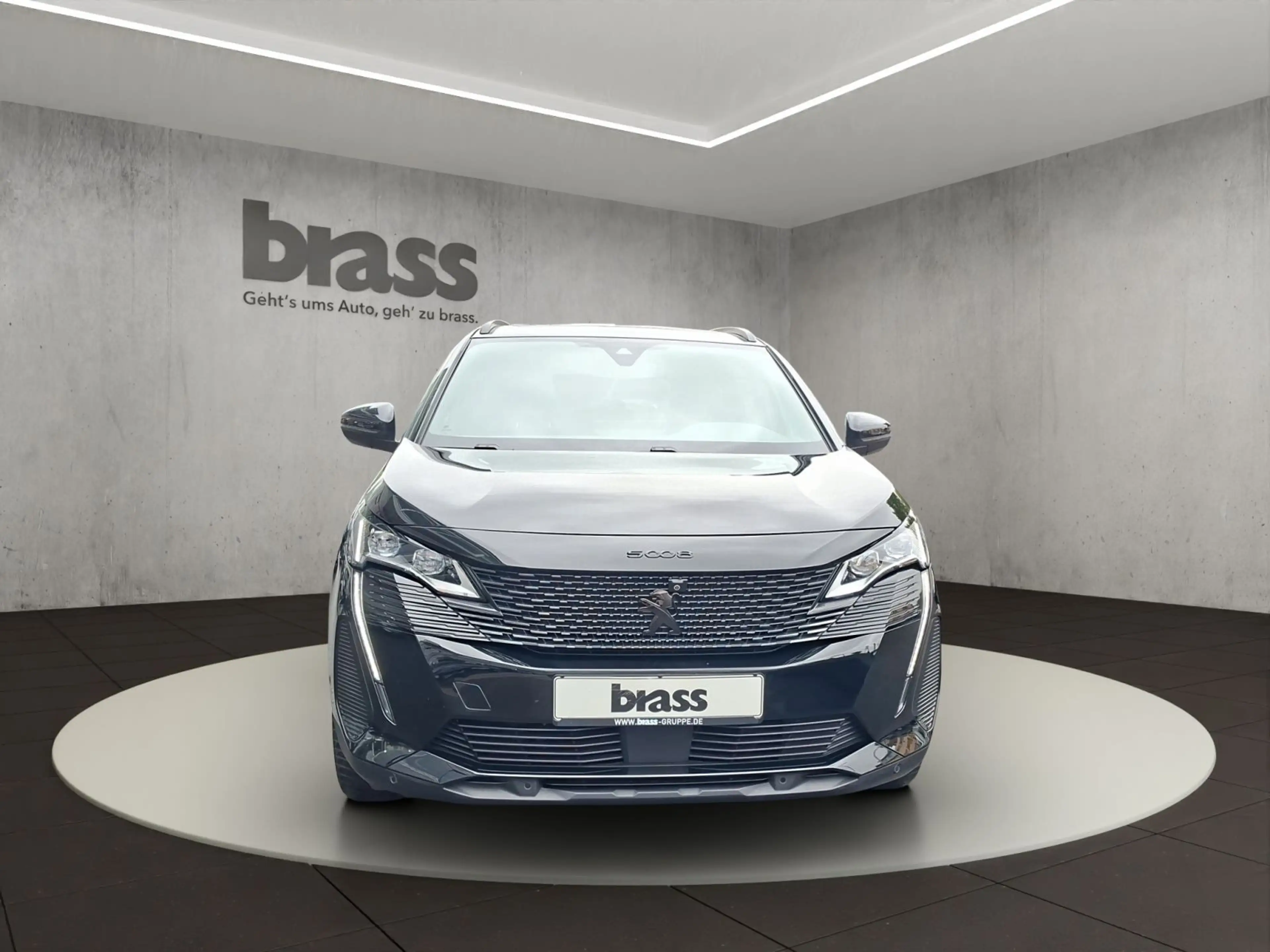 Peugeot 5008 GT HYBRID 136 e-DSC6 — photo 8