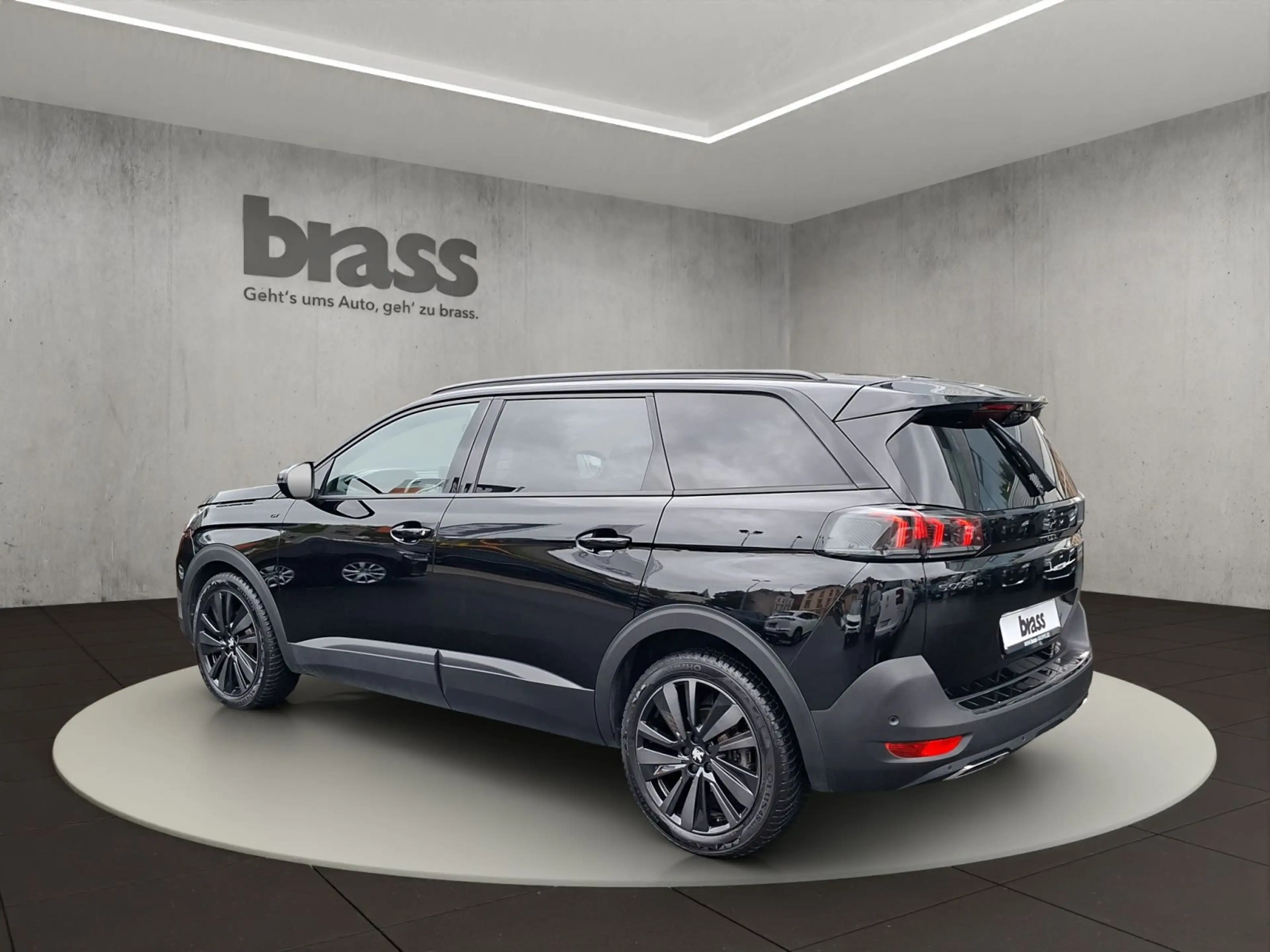 Peugeot 5008 GT HYBRID 136 e-DSC6 — photo 3