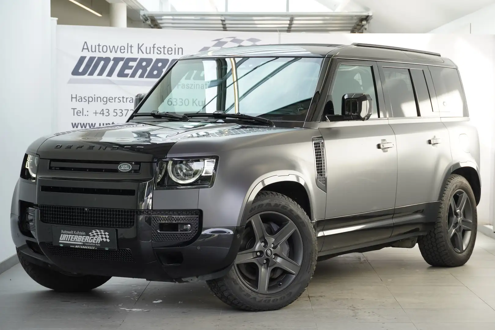 Land Rover Defender Defender 110 P400e SE AHK Luft HUD 360° Schwarz - 1