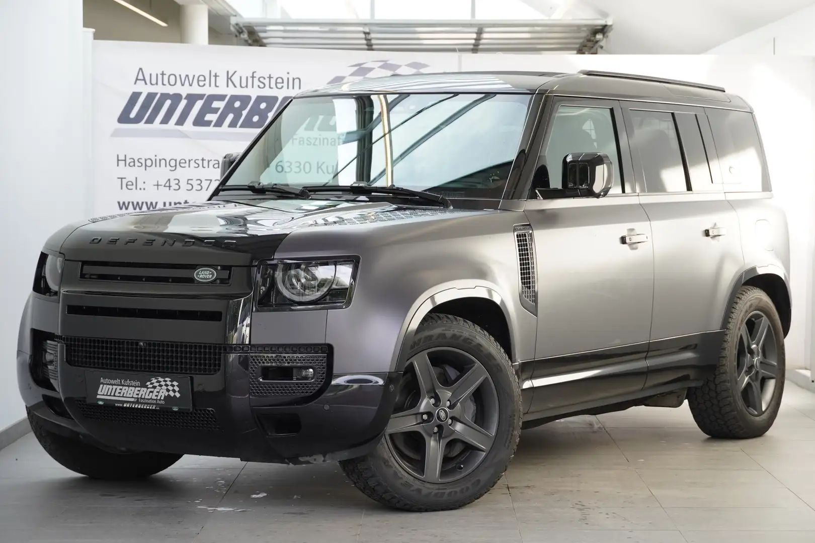 Land Rover Defender Defender 110 P400e SE AHK Luft HUD 360° Schwarz - 2