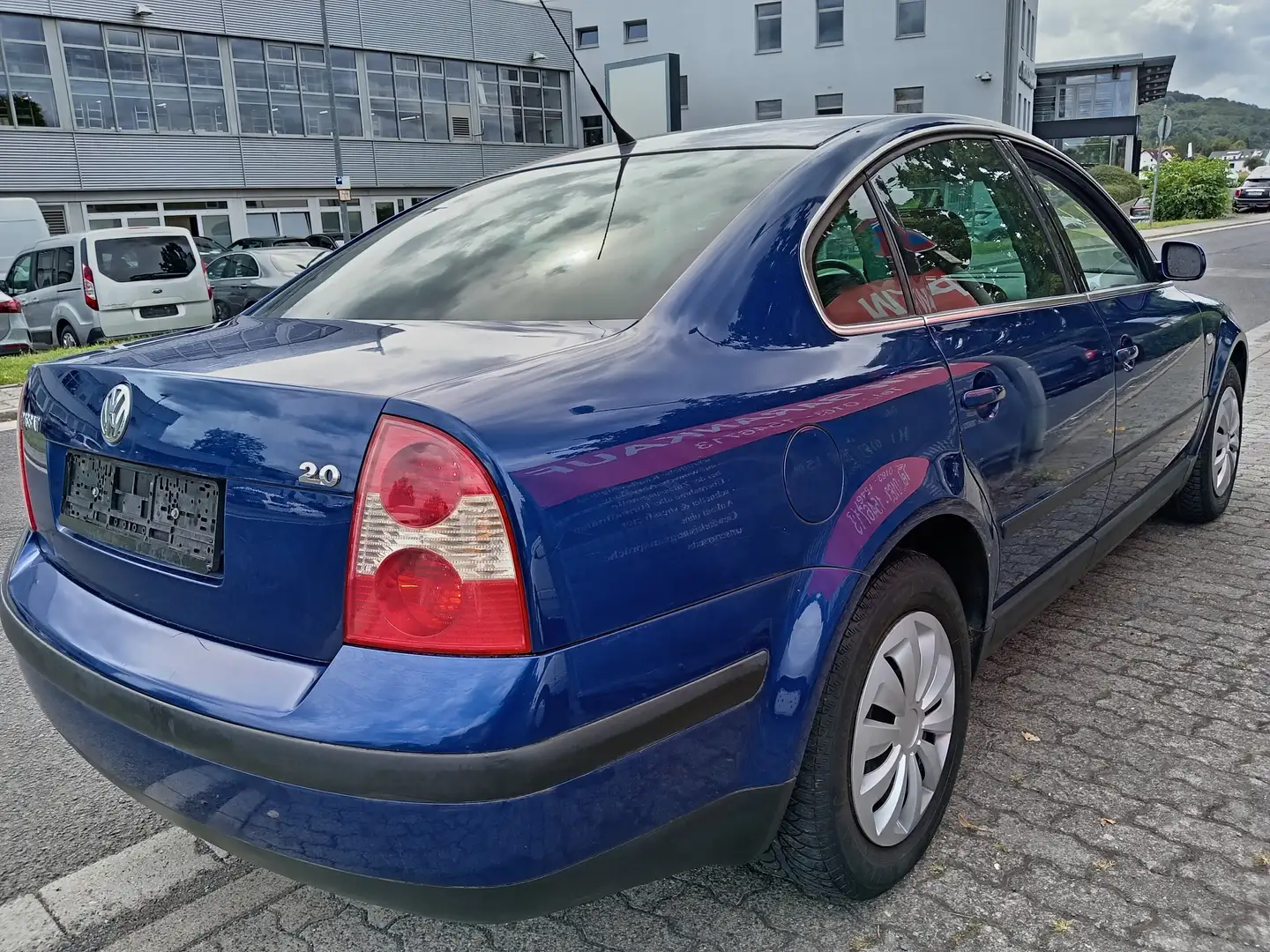Volkswagen Passat Family 2.0 ( 1 Hand**) Blau - 2