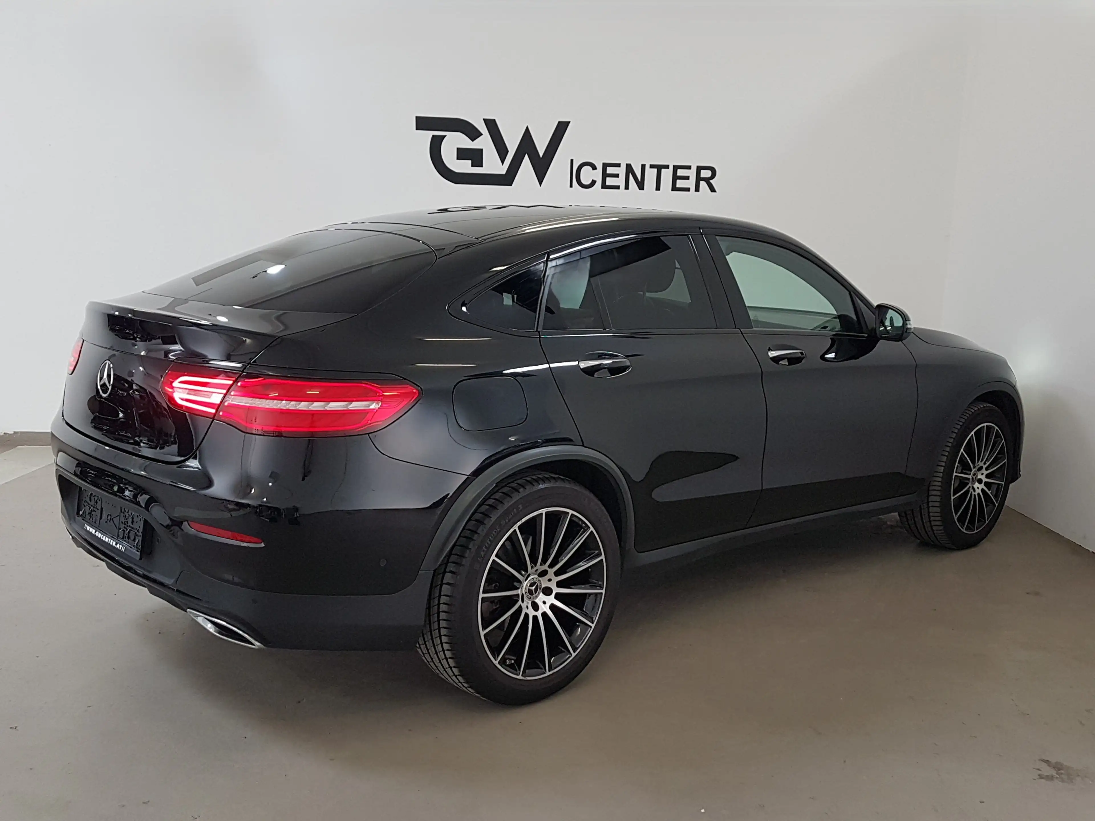 Mercedes-Benz GLC 350 d 4Matic AMG Line Airmatic 360° HUD Distronic — photo 11