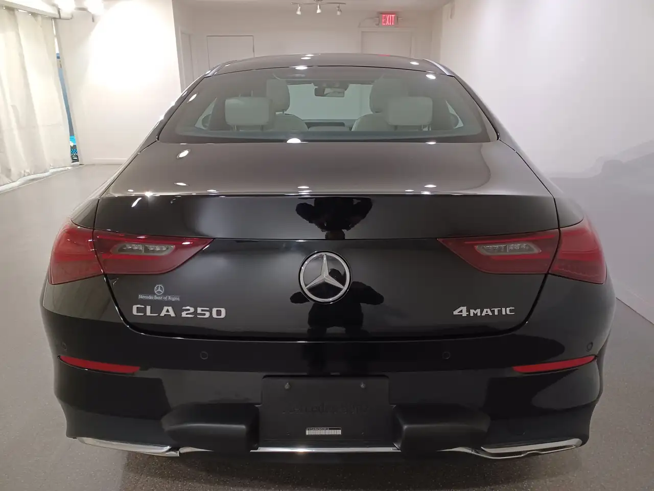 Mercedes-Benz CLA снимка Mercedes-Benz CLA