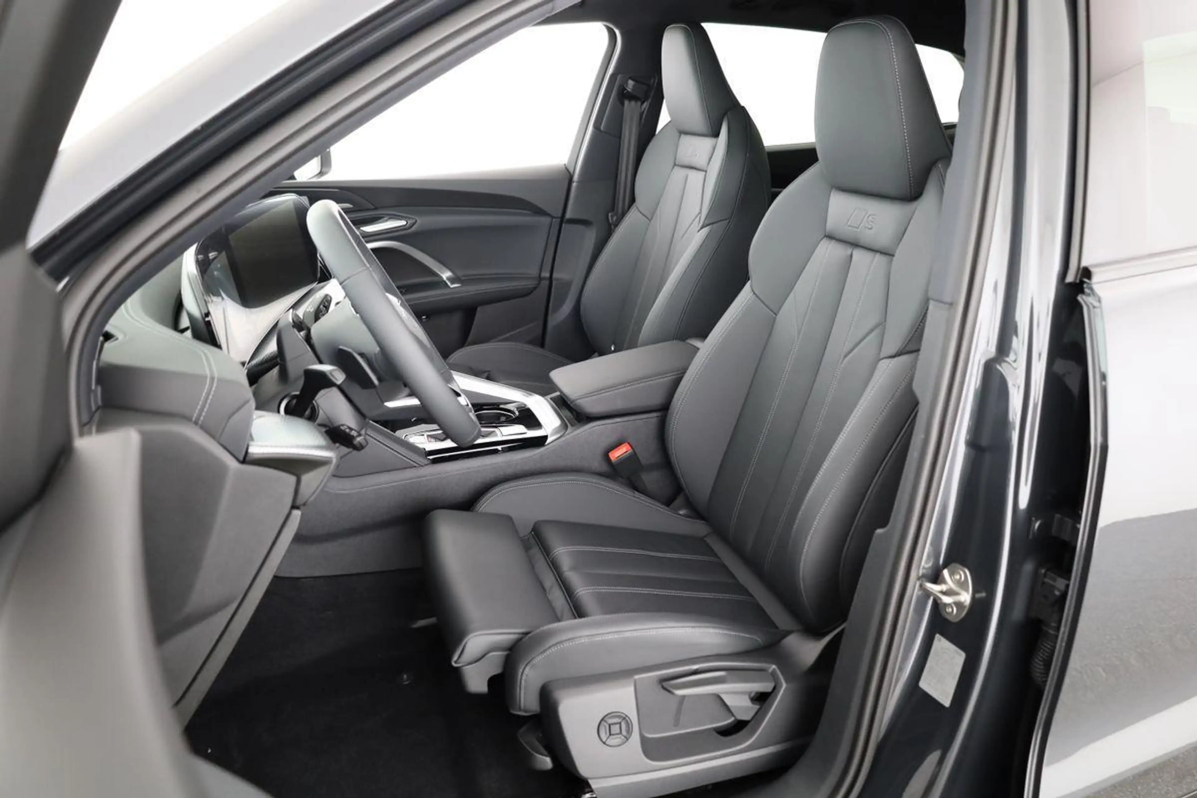Audi Q5 3.0 TDI quattro 220 kW qu S-LINE, AHK, 20-Zoll,... — photo 10