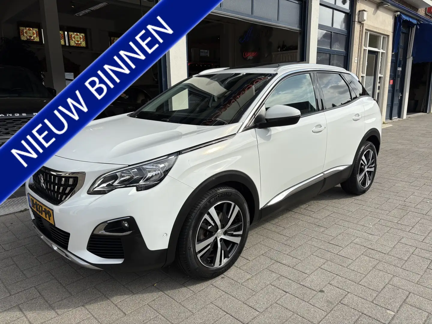 Peugeot 3008 1.2 PureTech Allure DAK/STOELVERWARMING/CARPLAY Wit - 1