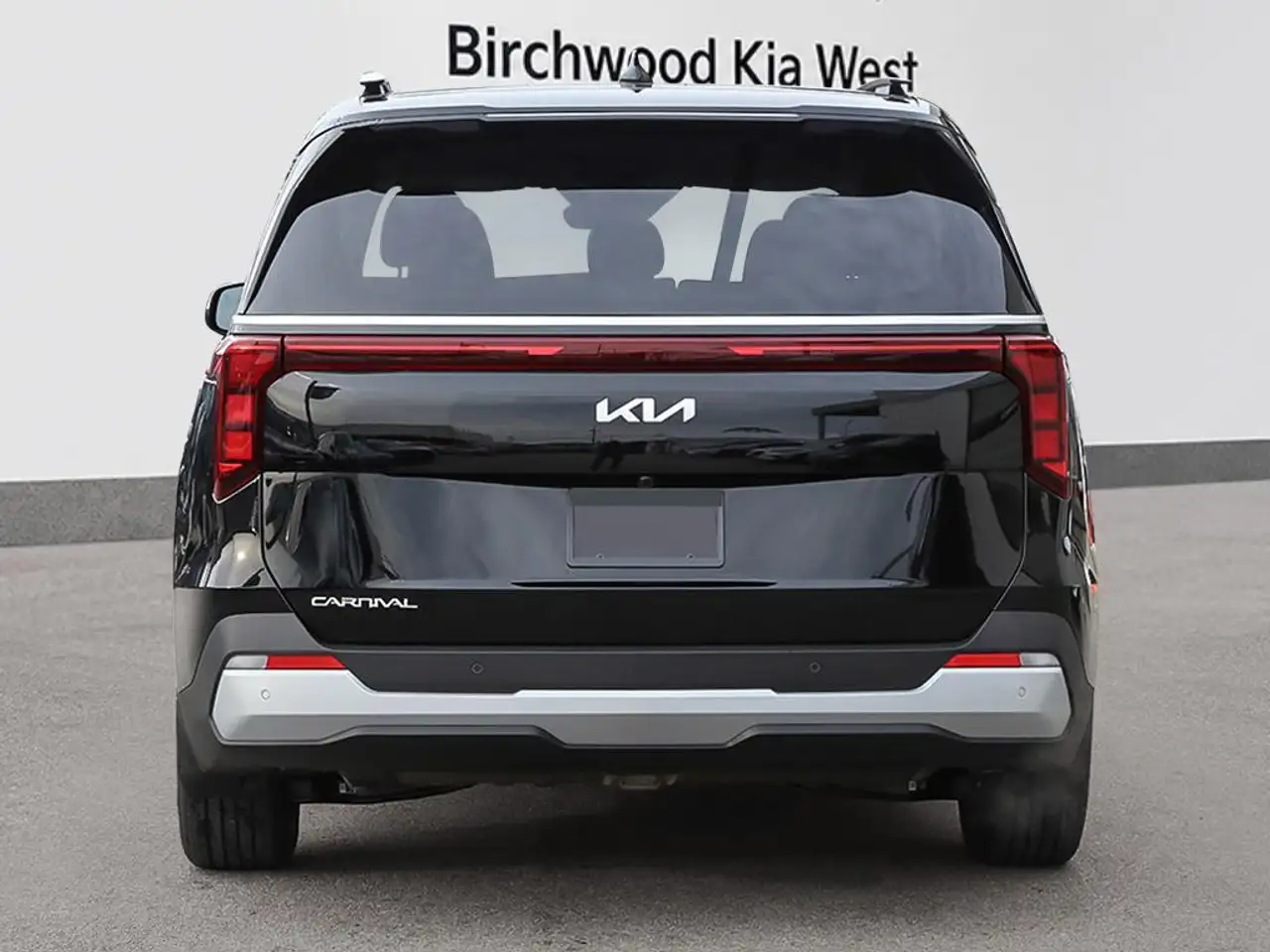 Kia Carnival снимка Kia Carnival
