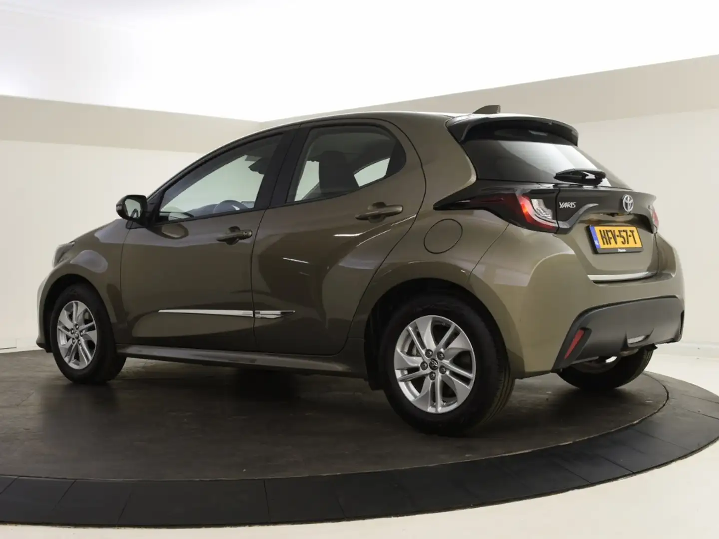 Toyota Yaris Netto Deal * 1.5 Hybrid Edition | Stoelverwarming - 2