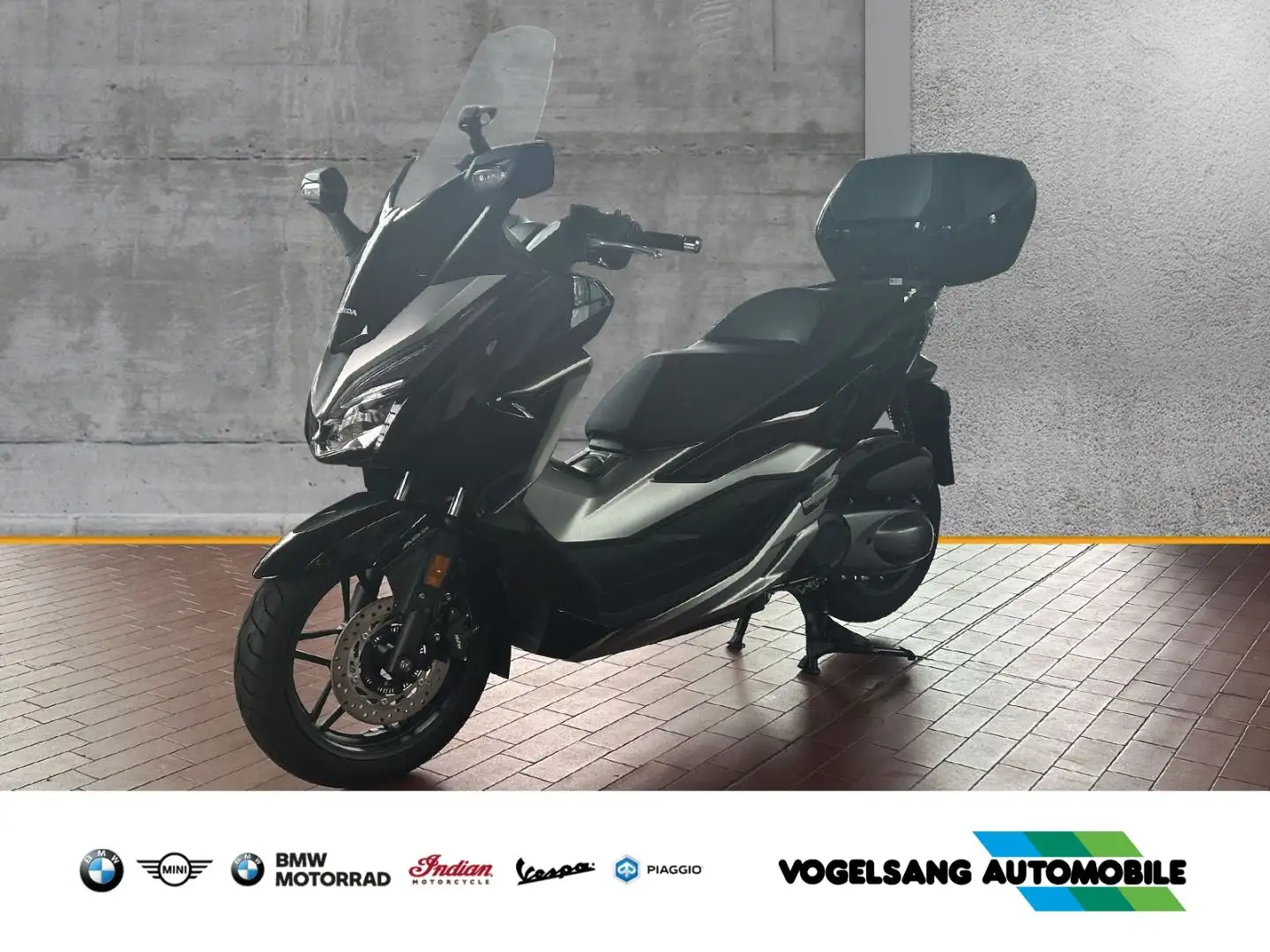 Honda NSS 300 Forza, Im Kundenauftrag, Topcase, Voll L Noir - 1