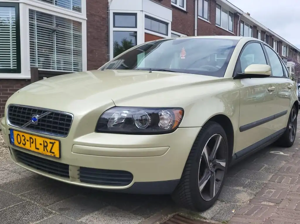 Volvo S40 2004 из Европы — купить под ключ