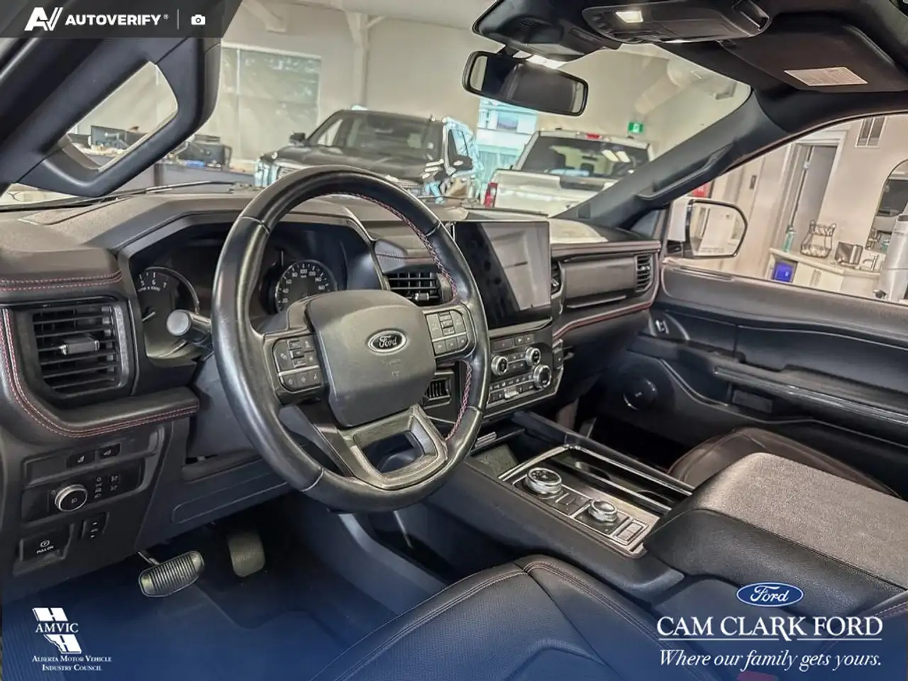 Ford Expedition снимка Ford Expedition