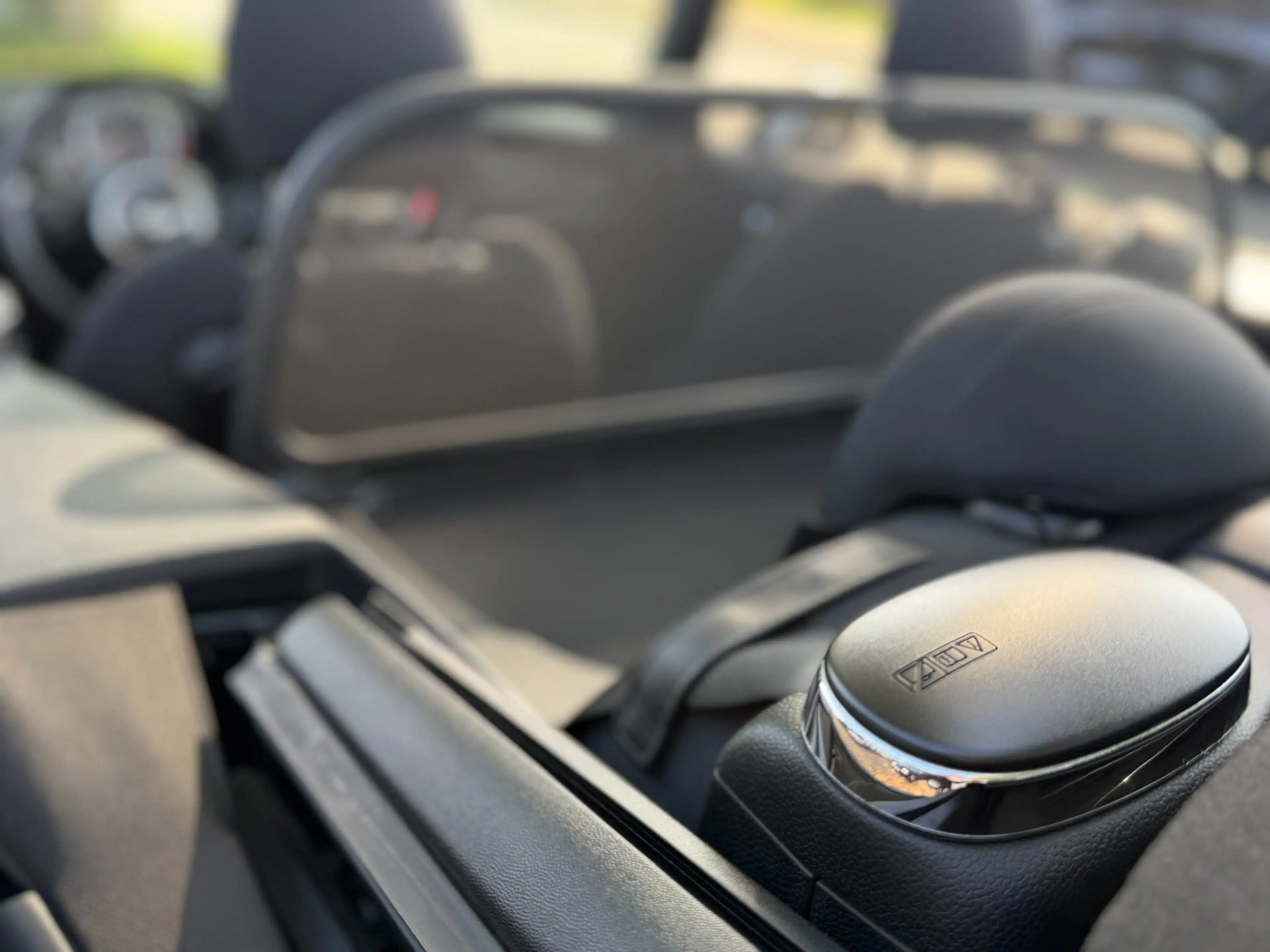 MINI Cooper S Cabrio 2.0 Chili Serious Business JCW|Nieuwstaat — photo 28