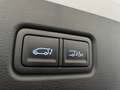 Hyundai STARIA 2,2 CRDi Luxury 4WD Aut. *AHK*SD*Panorama*7-Sit... Weiß - thumbnail 26
