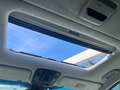 Hyundai STARIA 2,2 CRDi Luxury 4WD Aut. *AHK*SD*Panorama*7-Sit... Weiß - thumbnail 22
