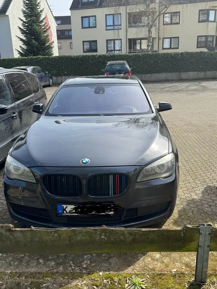 BMW 740