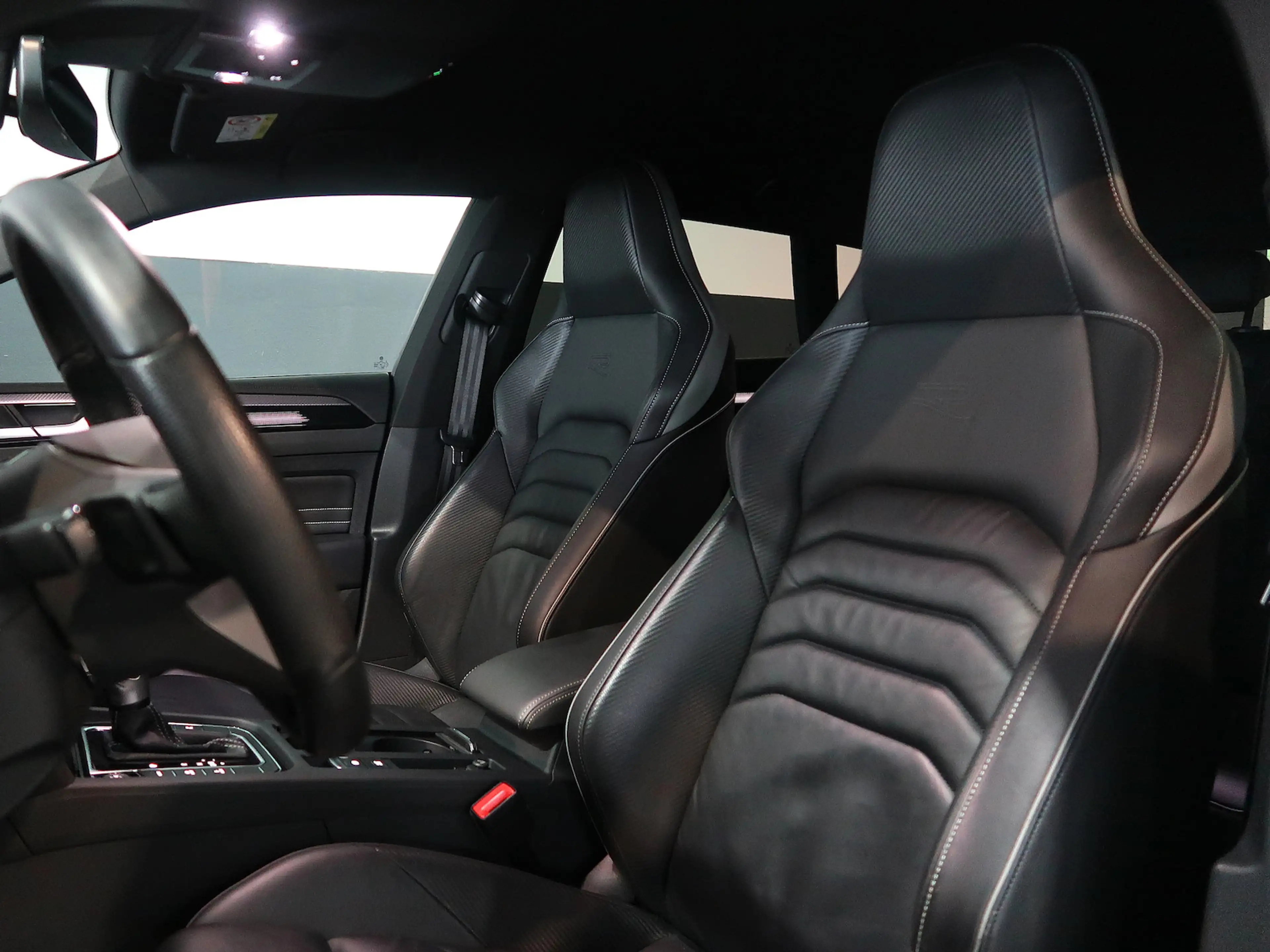 Volkswagen Arteon SB R LINE*BLACK*DCC*STDHZG*HUD*IQ*360* — photo 12