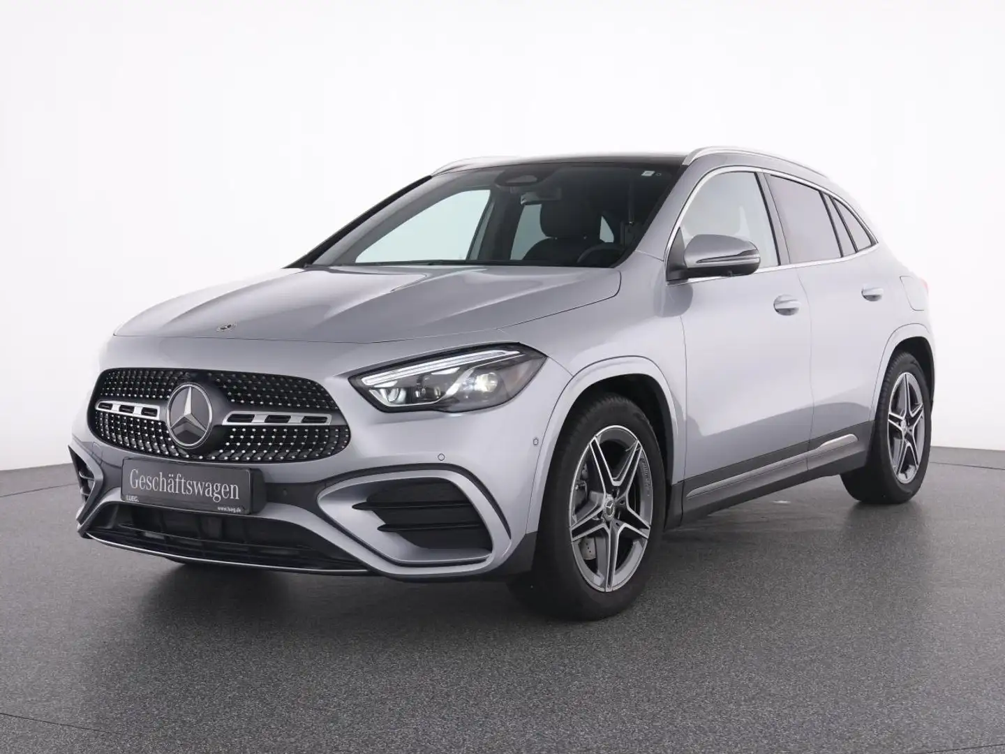 Mercedes-Benz GLA 180 d AMG+PANO+AHK+KEYLESS+360°+MULTIBEAM+++ Срібний - 2