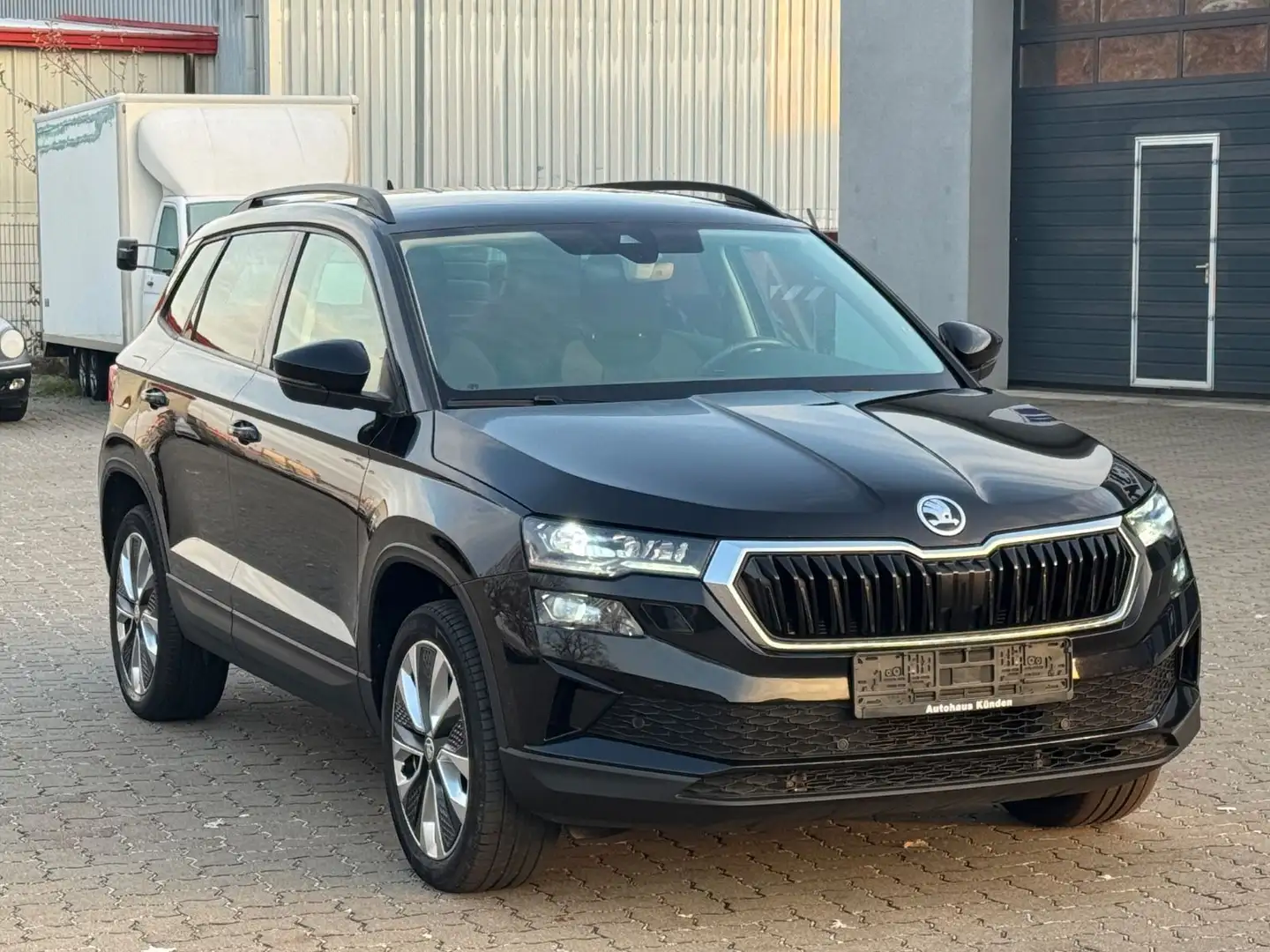 Skoda Karoq Style 2.0 TDI °RFK°ACC°KEYLESS°VC° Schwarz - 2