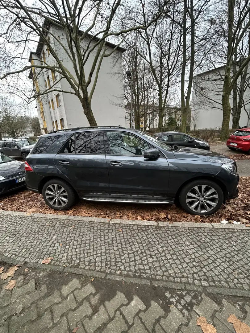 Mercedes-Benz ML 250 BlueTEC 4MATIC 7G-TRONIC - 2