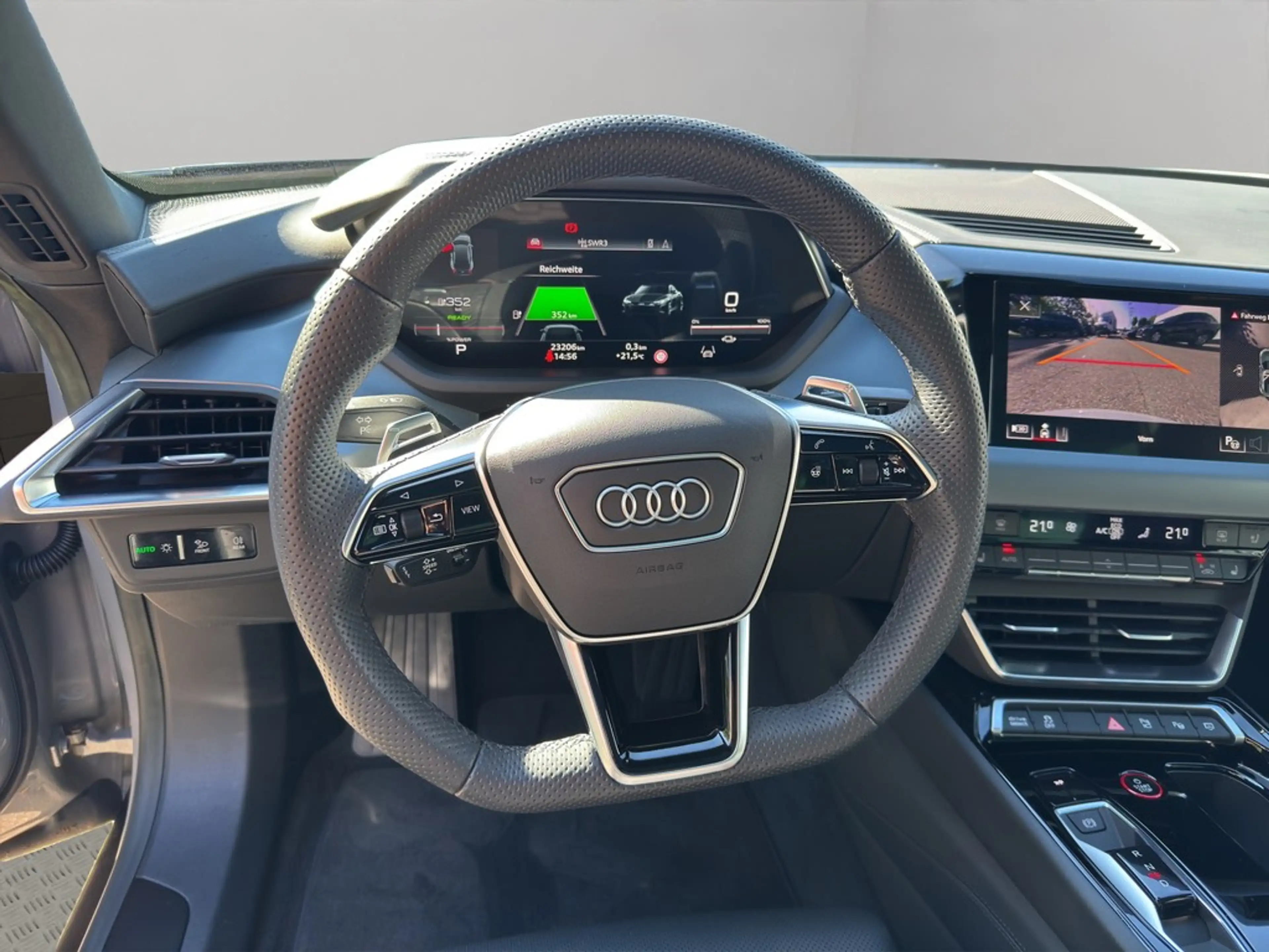 Audi e-tron GT Quattro Luftfederung B&O — photo 12