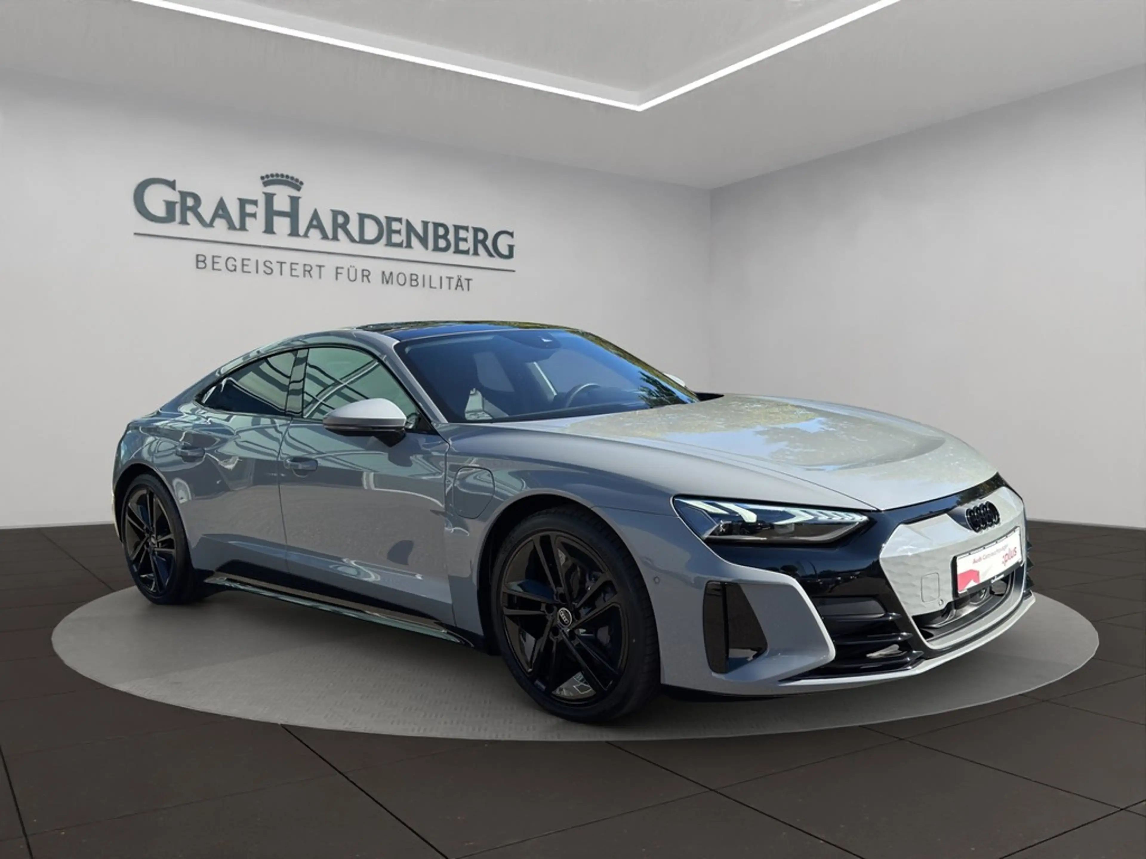 Audi e-tron GT Quattro Luftfederung B&O — photo 8