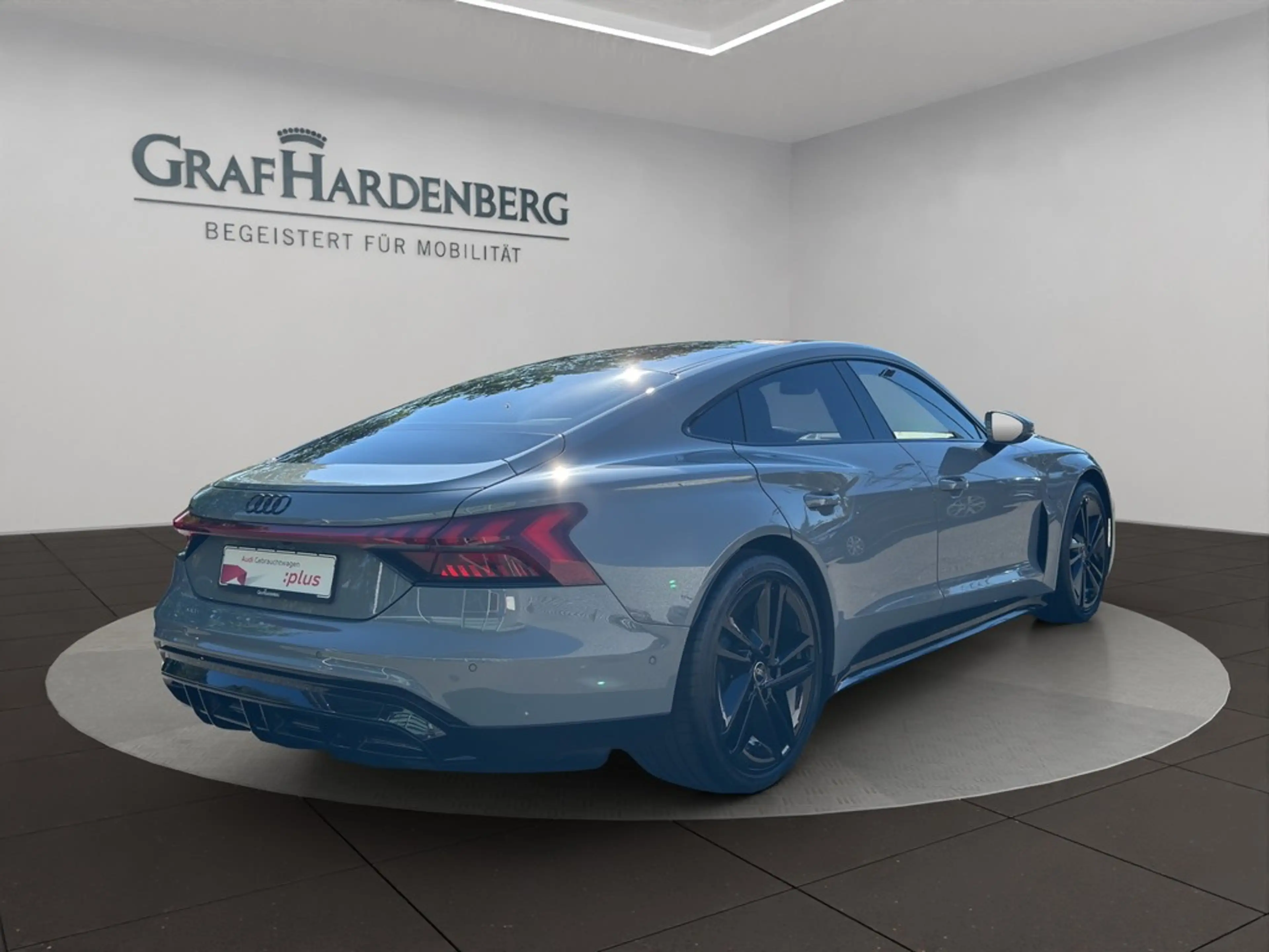 Audi e-tron GT Quattro Luftfederung B&O — photo 6