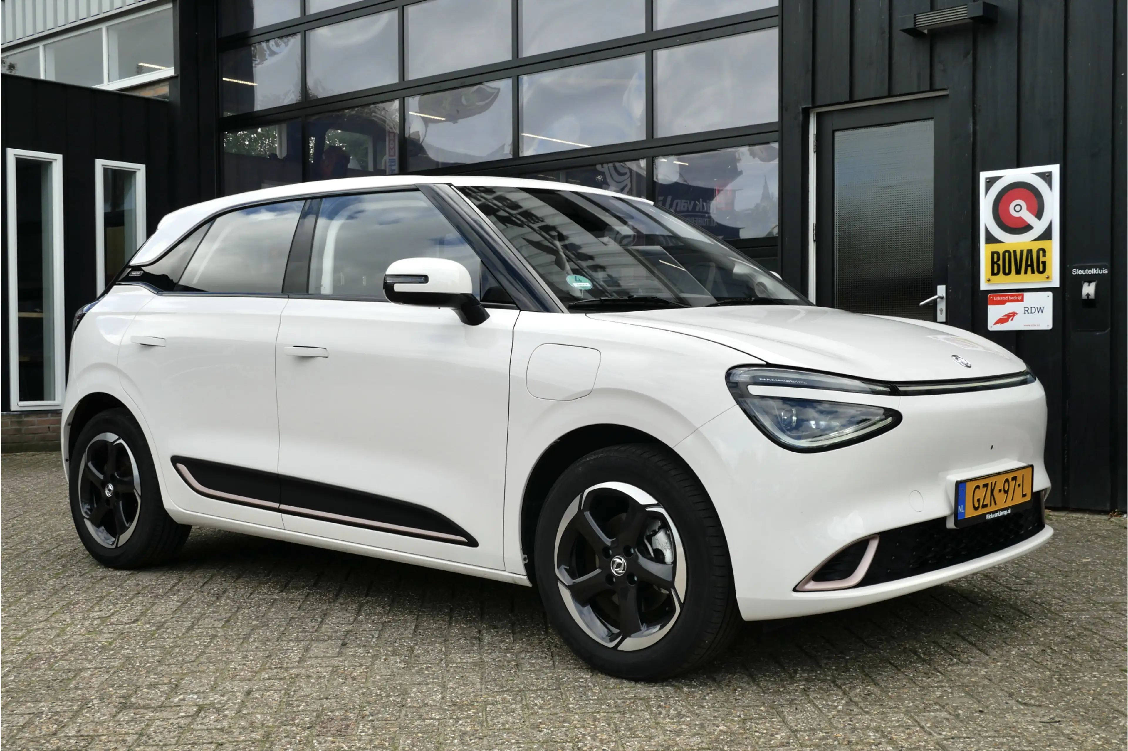 Dongfeng Box Launch Edition 42 kWh | 360° | Memory | Leder | Ad