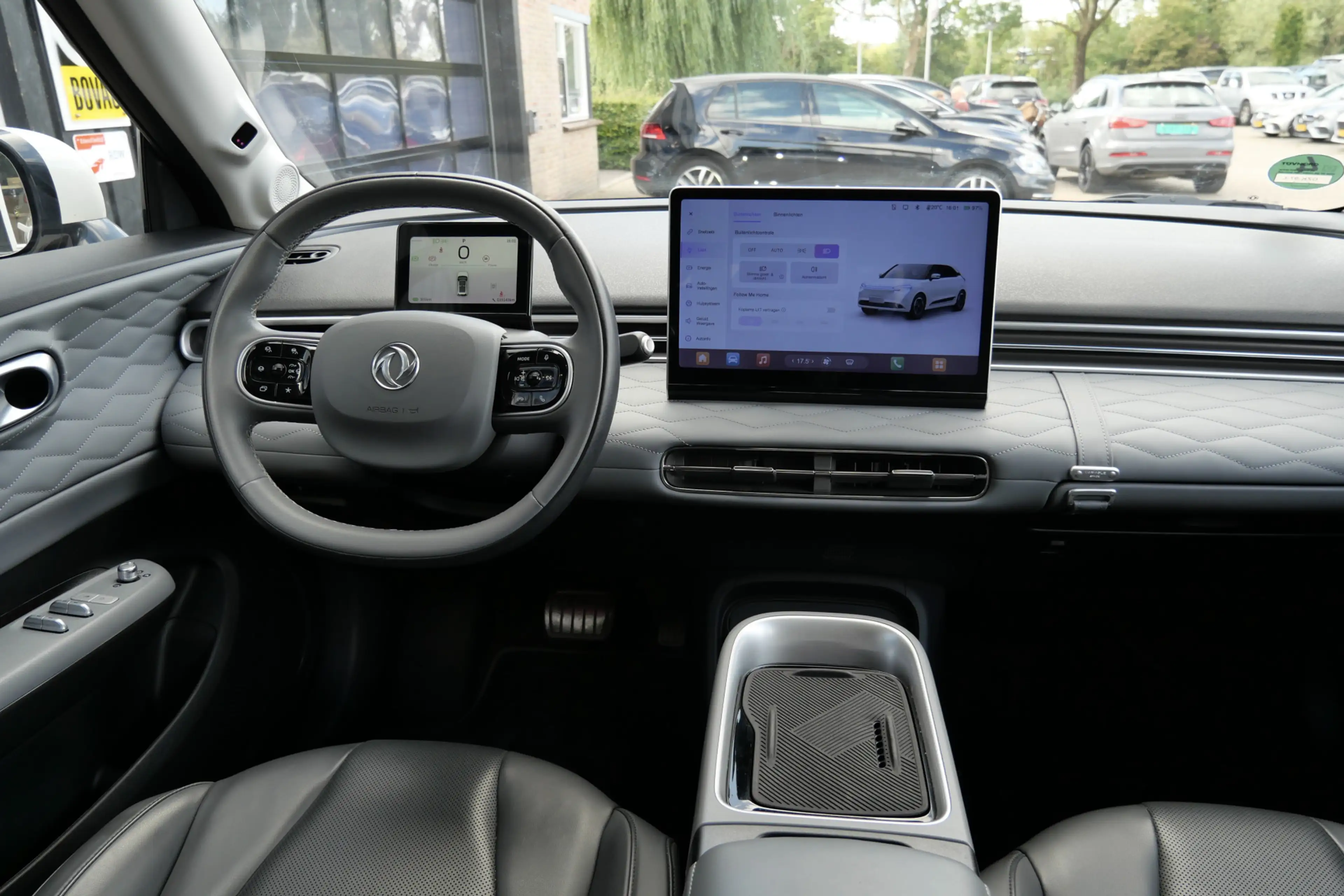 Dongfeng Box Launch Edition 42 kWh | 360° | Memory | Leder | Ad — photo 6