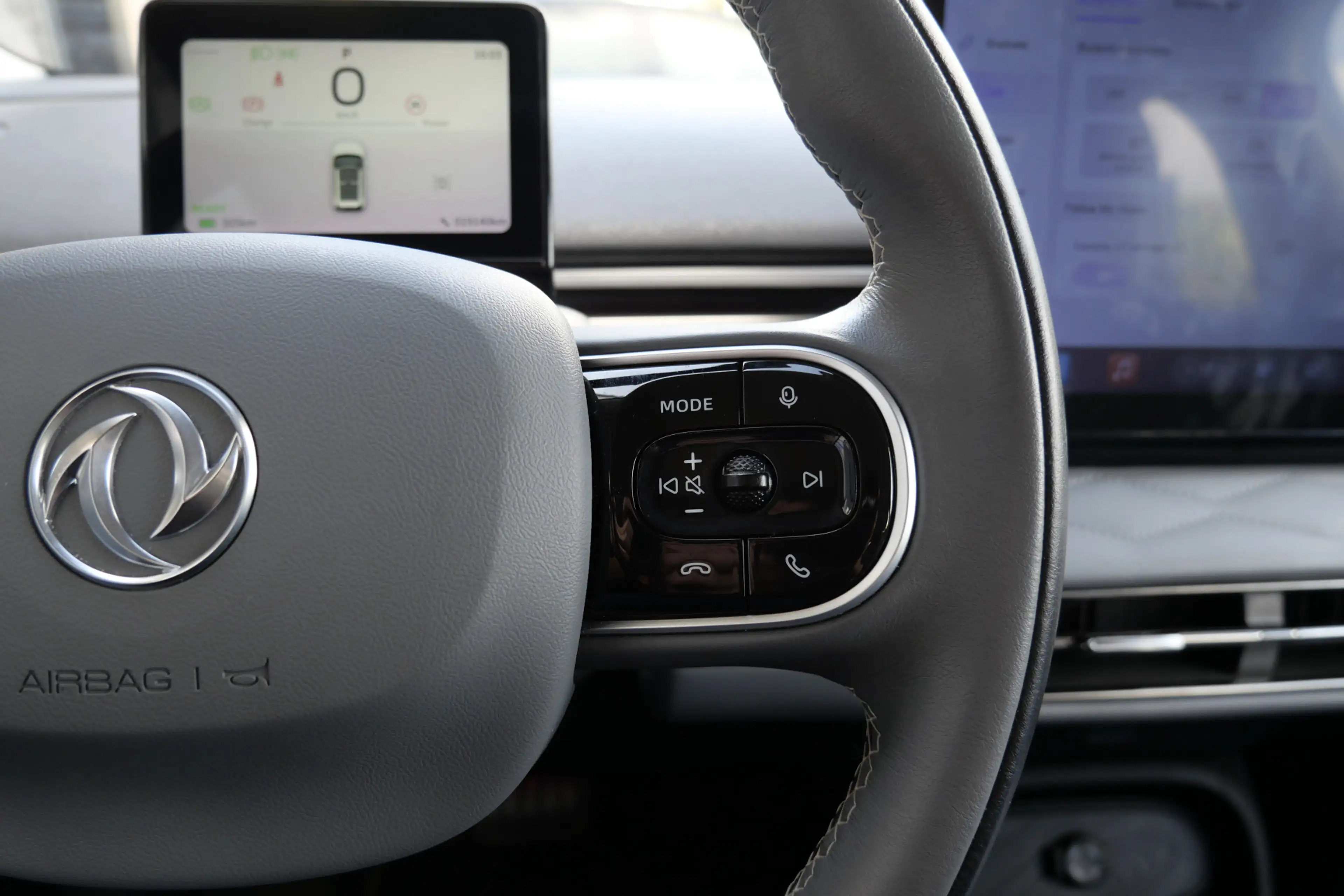 Dongfeng Box Launch Edition 42 kWh | 360° | Memory | Leder | Ad — photo 13