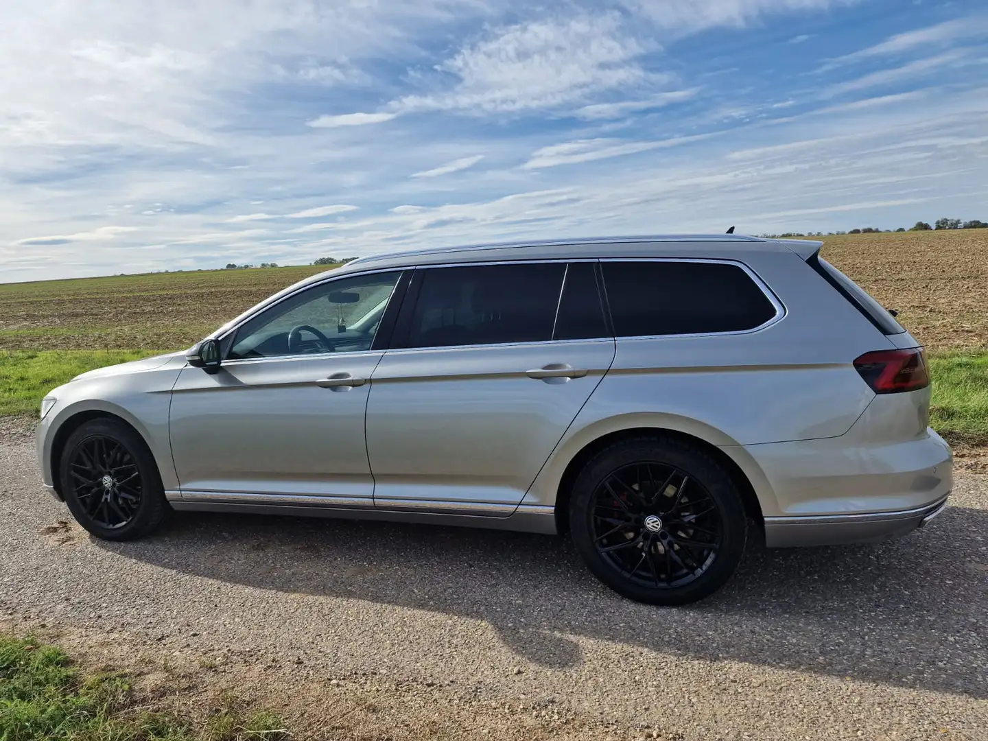 Volkswagen Passat 2.0 TDI DSG Highline - 2