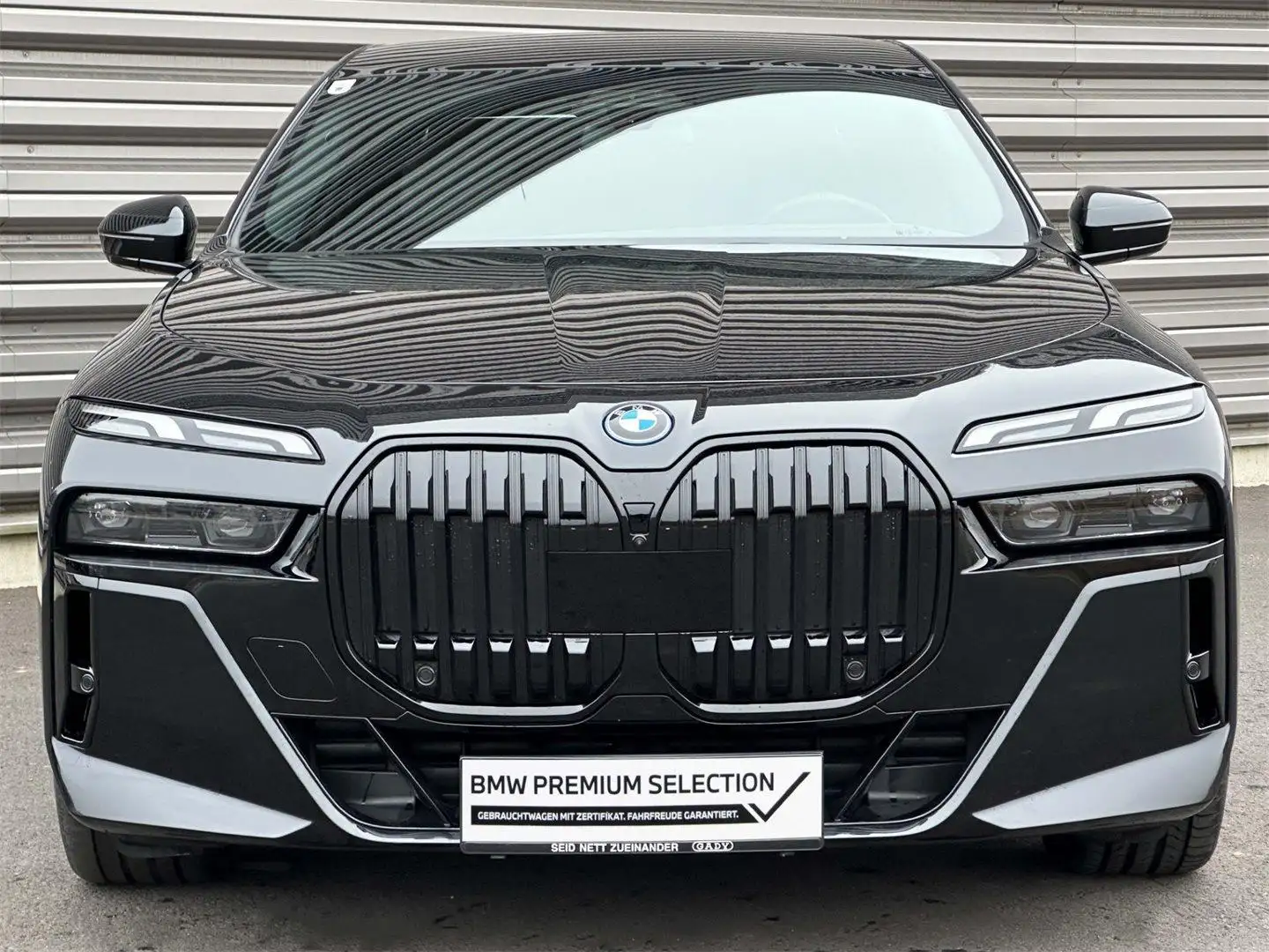 BMW i7 xDrive60 Noir - 2