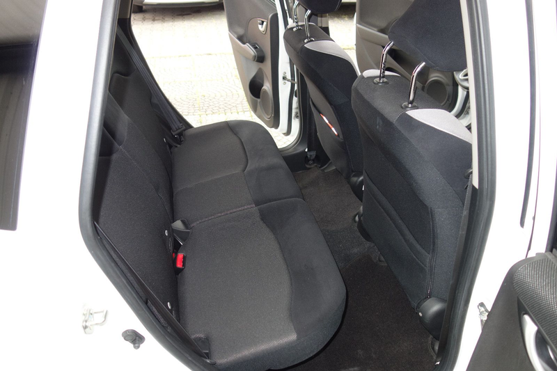Honda Jazz 1.4 Si/Automatik,Klima,Navi,1-Hand.TÜV.2028 — photo 10