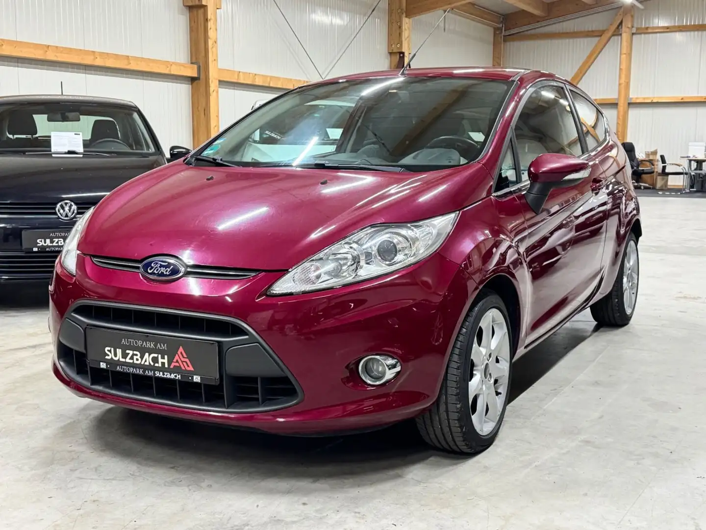 Ford Fiesta Titanium/SHZ/HU NEU/ZAHNRIEMEN GEWECHSELT Violett - 1