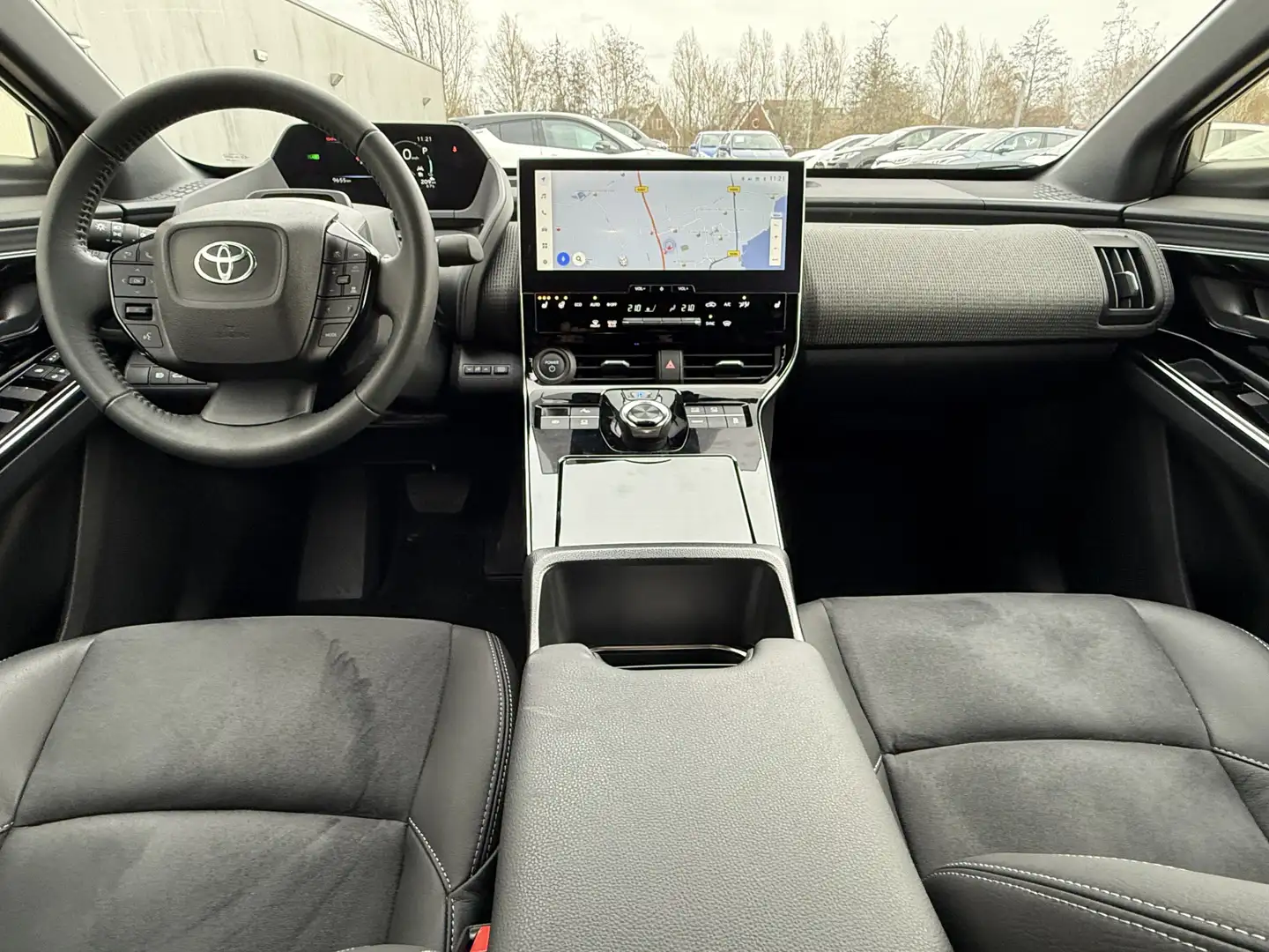 Toyota bZ4X Business Plus 71 kWh | Navigatie | Warmtepomp | 36 Grijs - 2