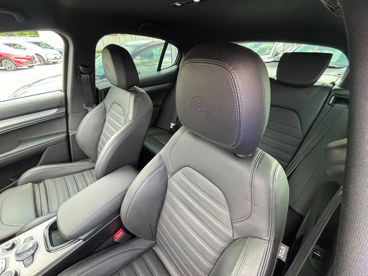 Alfa Romeo Stelvio 2025 — фото 17