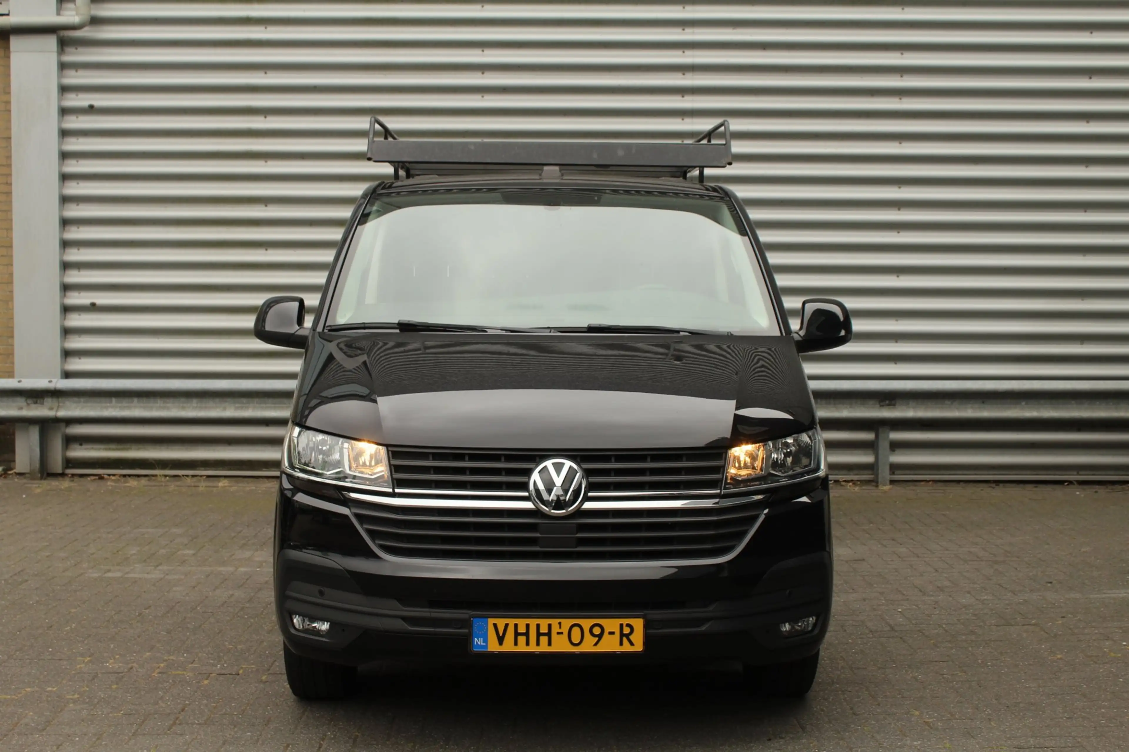 Volkswagen Transporter 2.0 TDI 150pk L2H1 28 Navigatie Trekhaak Imperiaal — photo 2